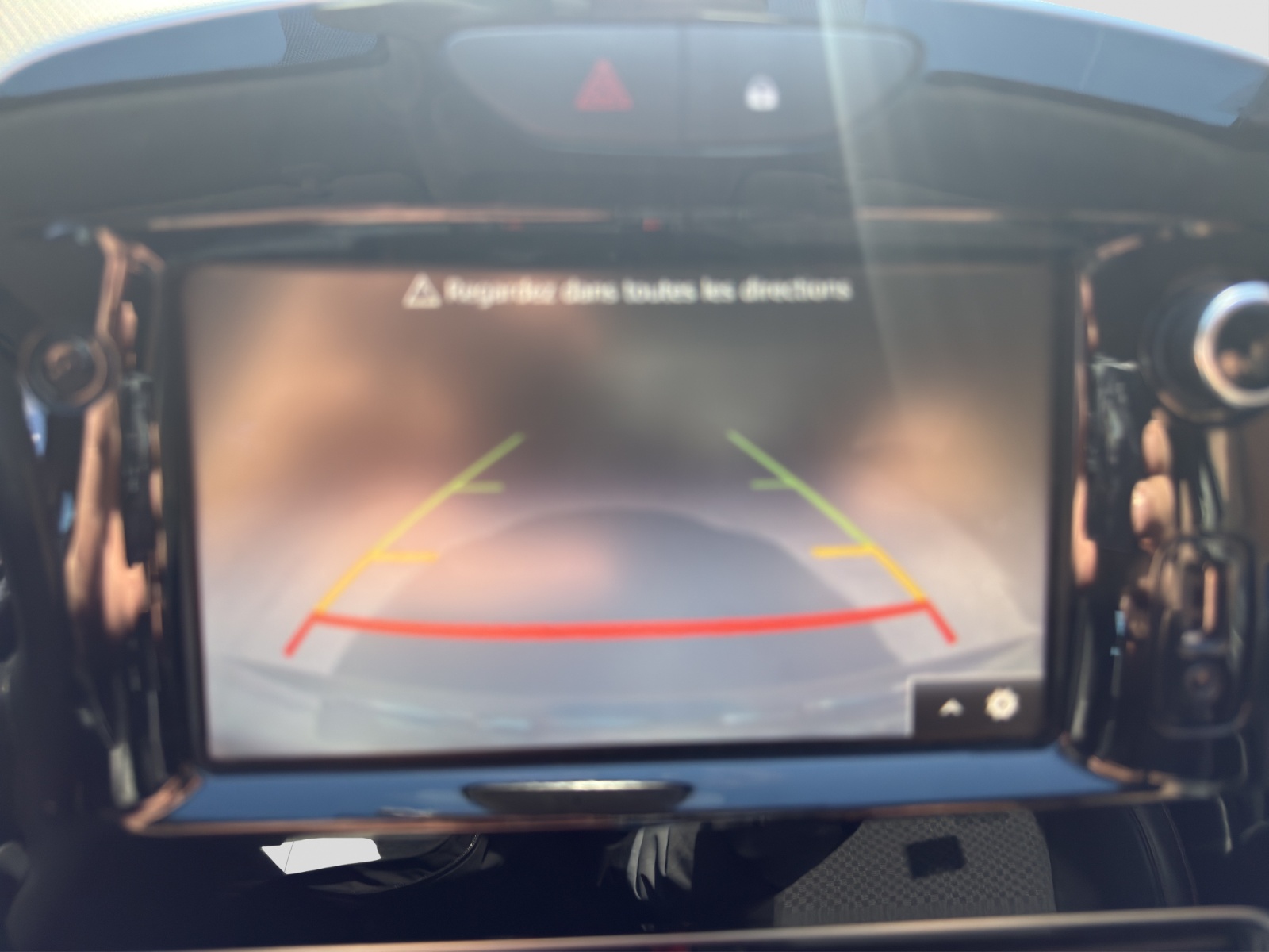 RENAULT Clio 0.9 Zen-image-15