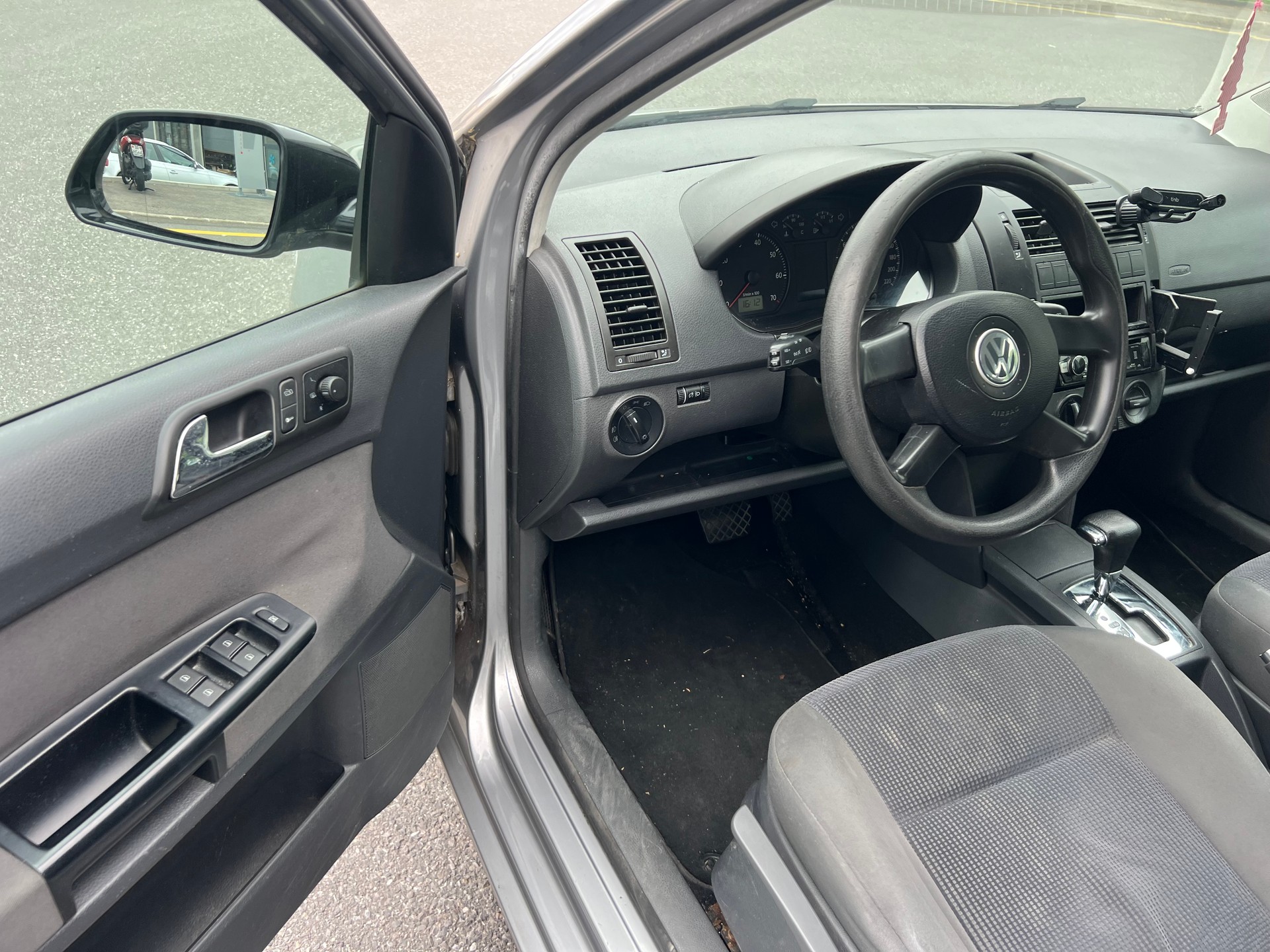 VW Polo 1.6 16V Comfortline-image-9