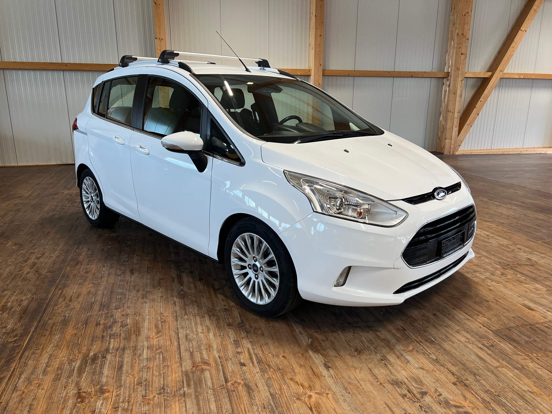 FORD B-Max 1.0 SCTi Titanium-image-2