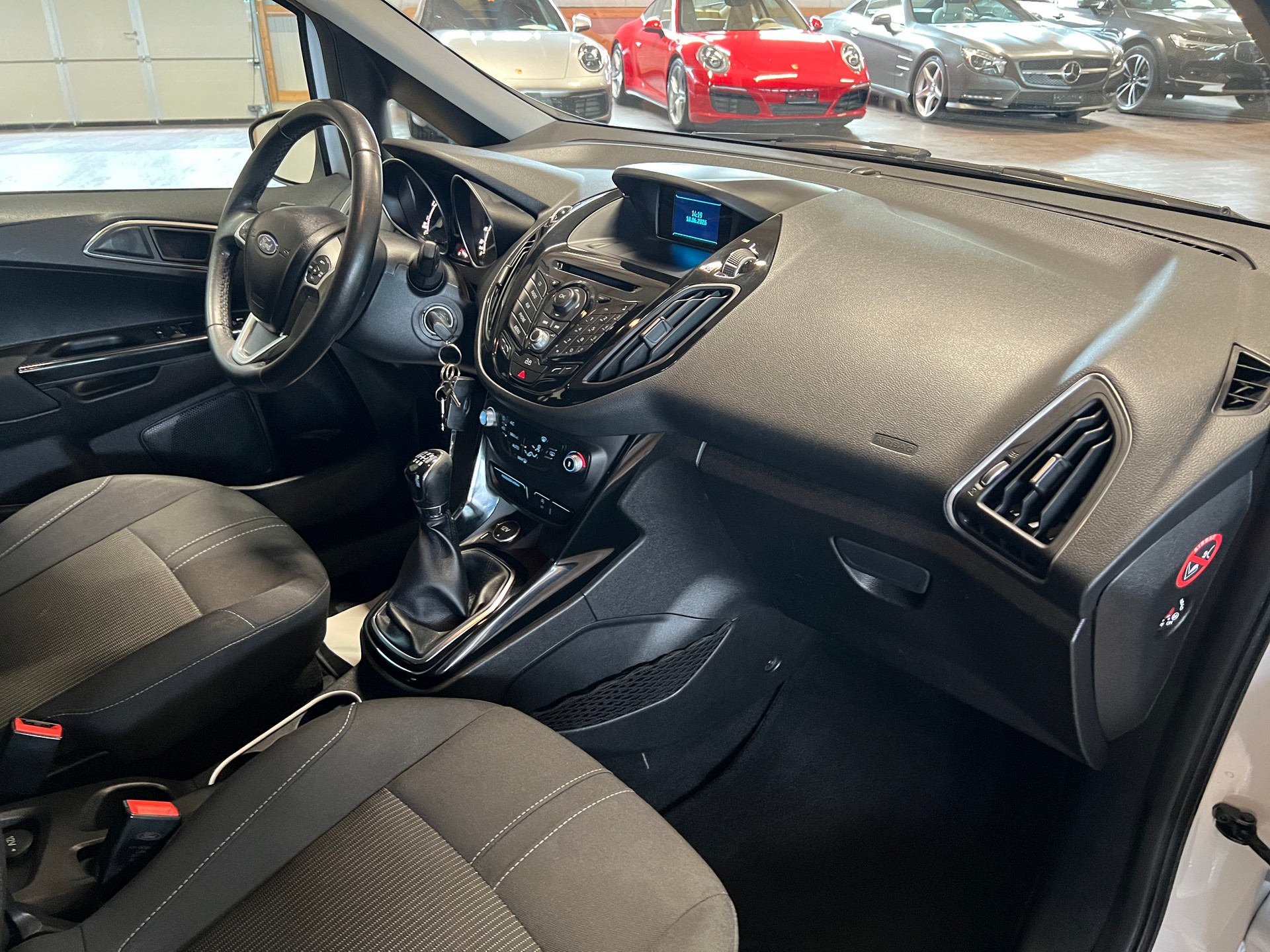 FORD B-Max 1.0 SCTi Titanium-image-12
