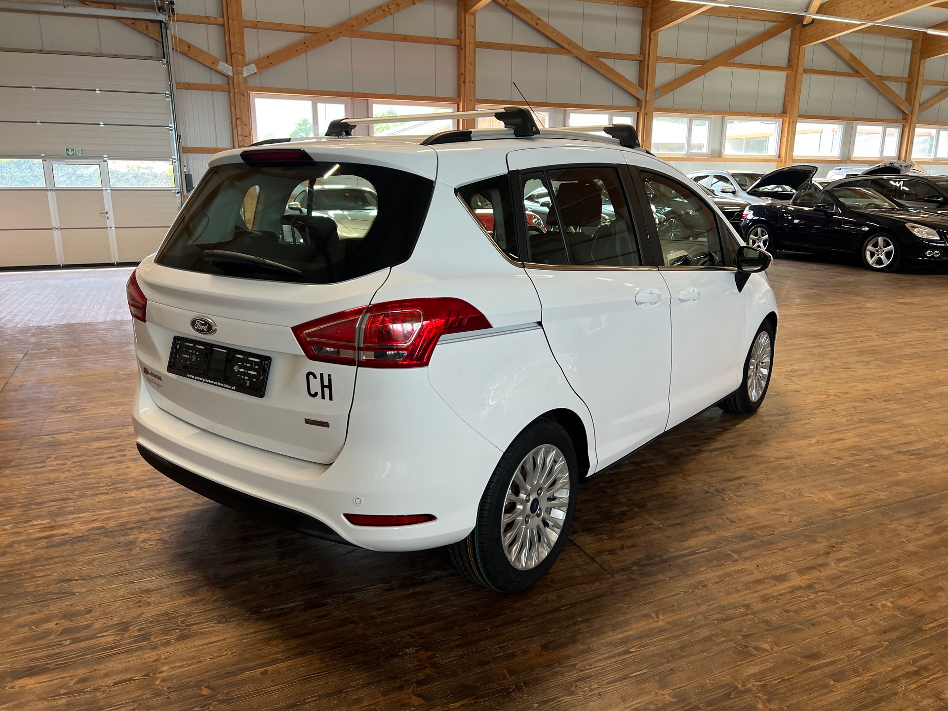 FORD B-Max 1.0 SCTi Titanium-image-4