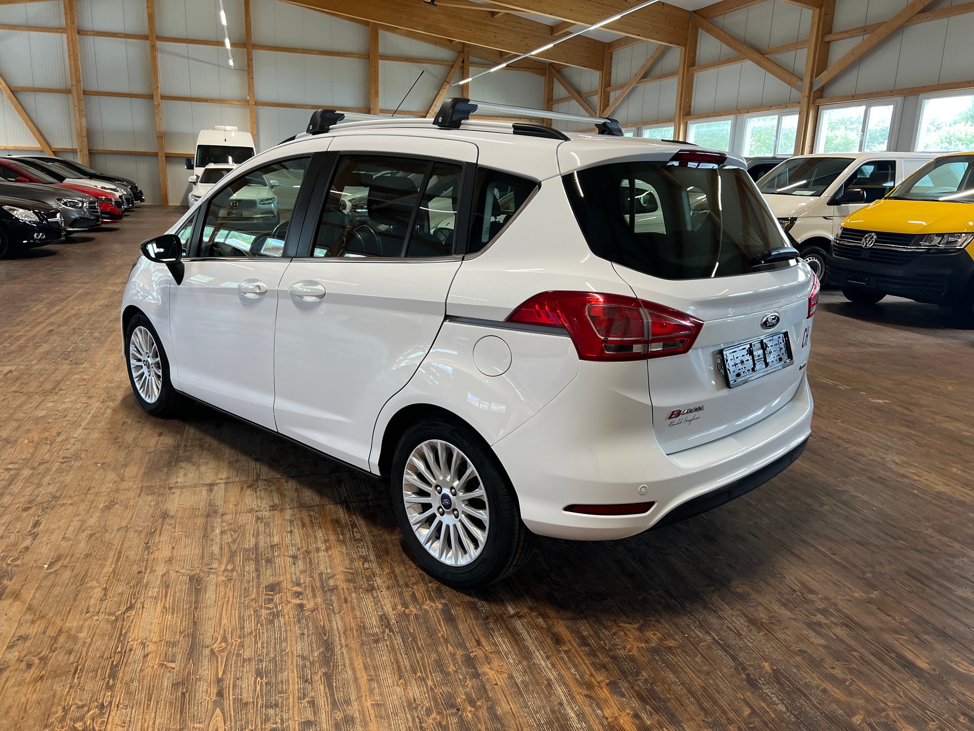 FORD B-Max 1.0 SCTi Titanium-image-6