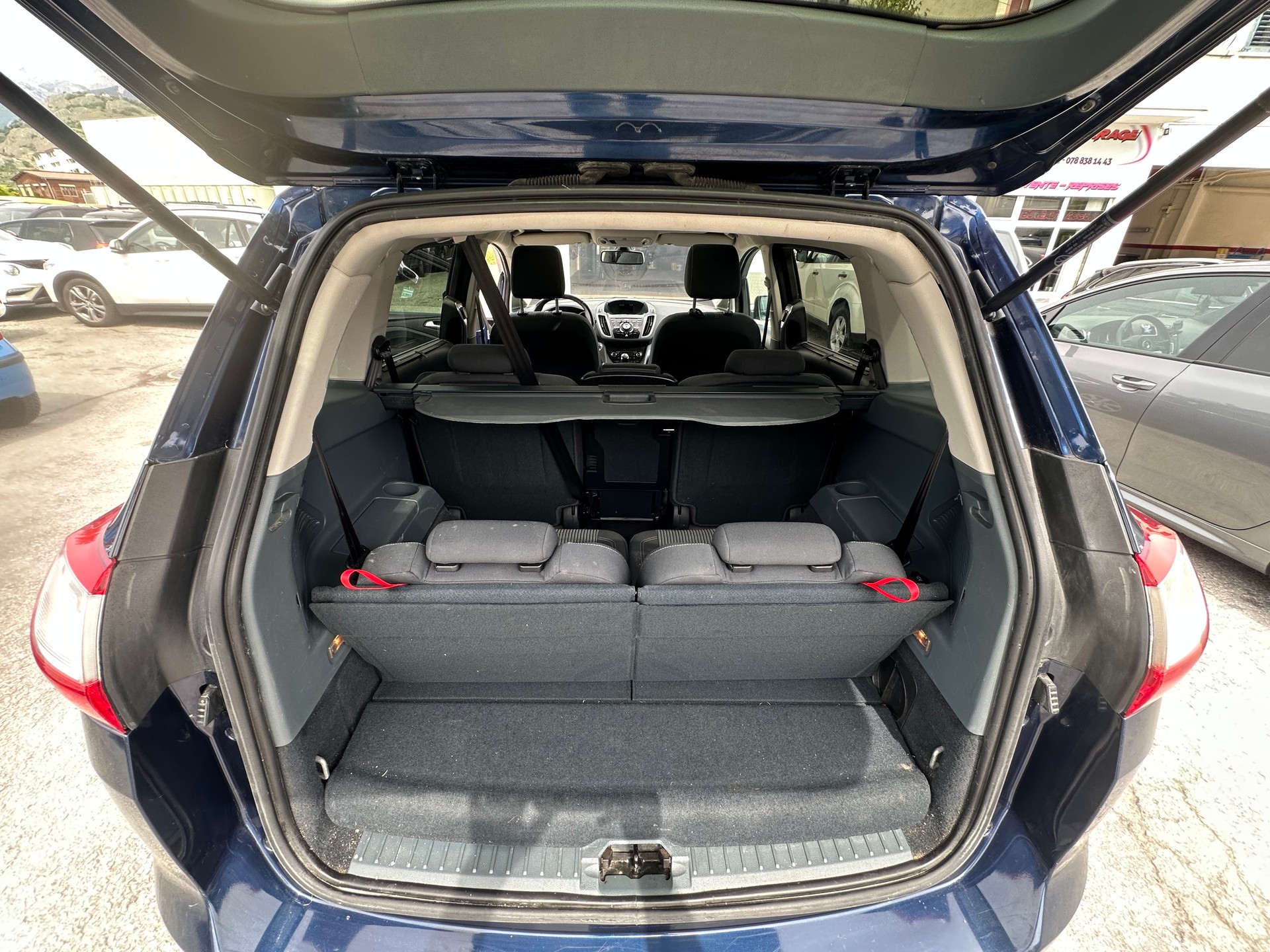 FORD Grand C-Max 1.6 SCTi Titanium-image-9