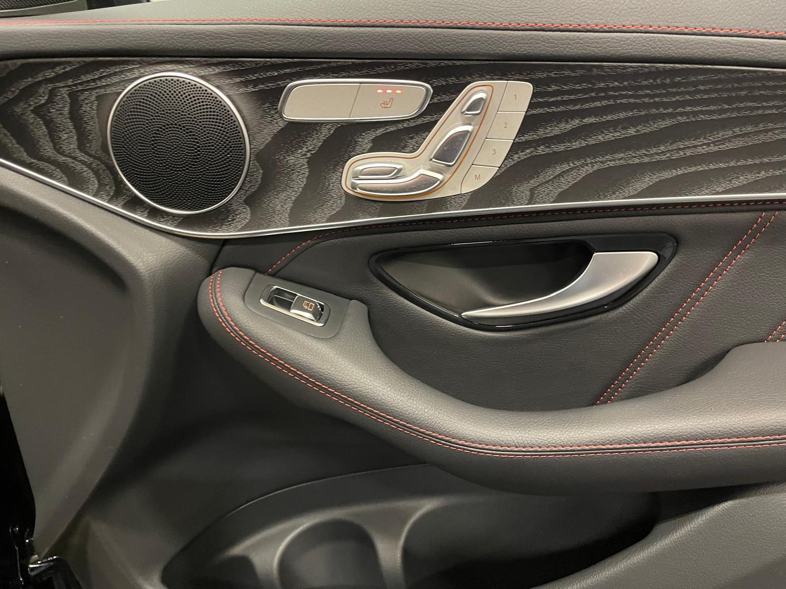 MERCEDES-BENZ GLC 43 AMG 4m-image-16