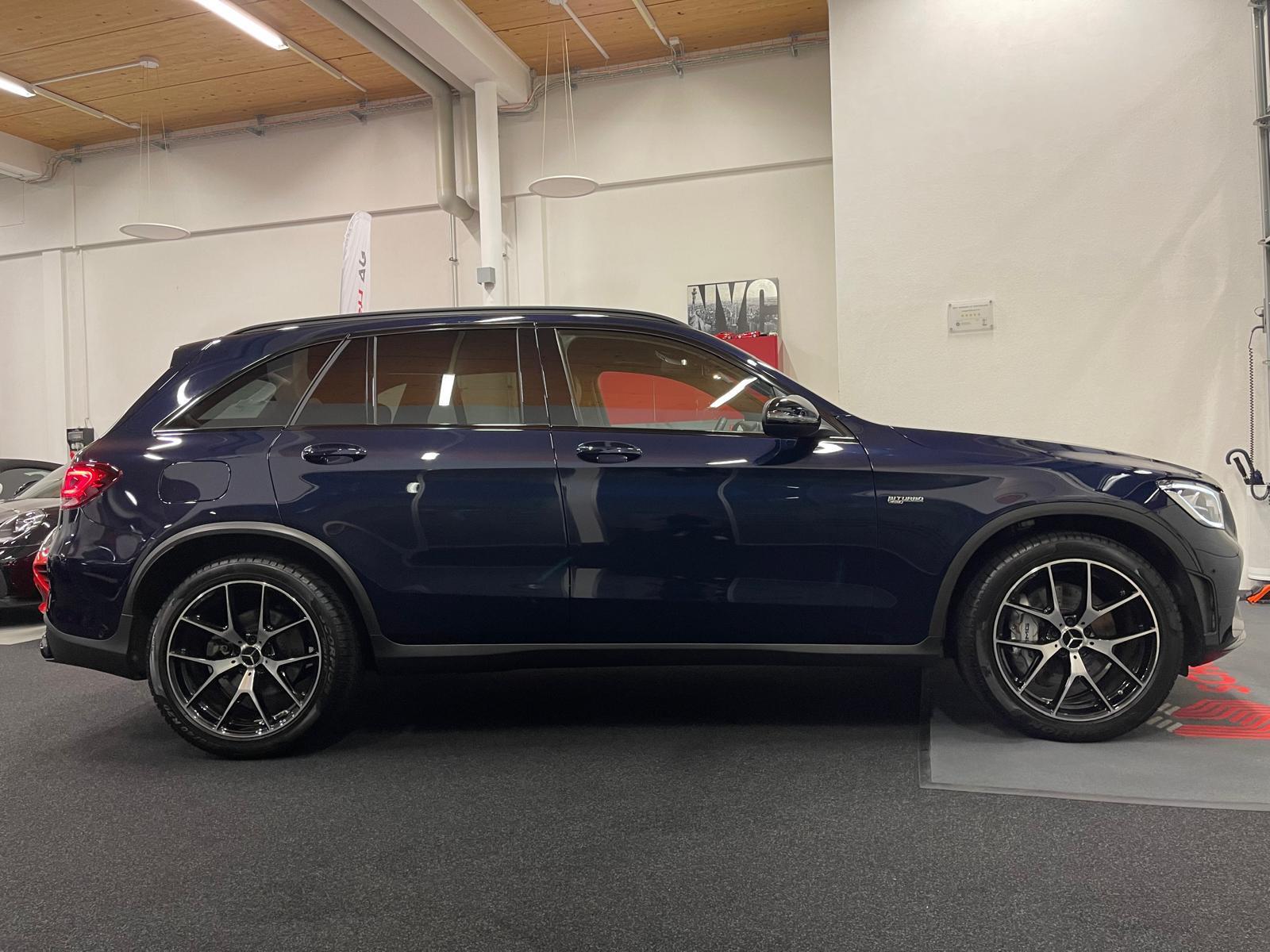 MERCEDES-BENZ GLC 43 AMG 4m-image-3