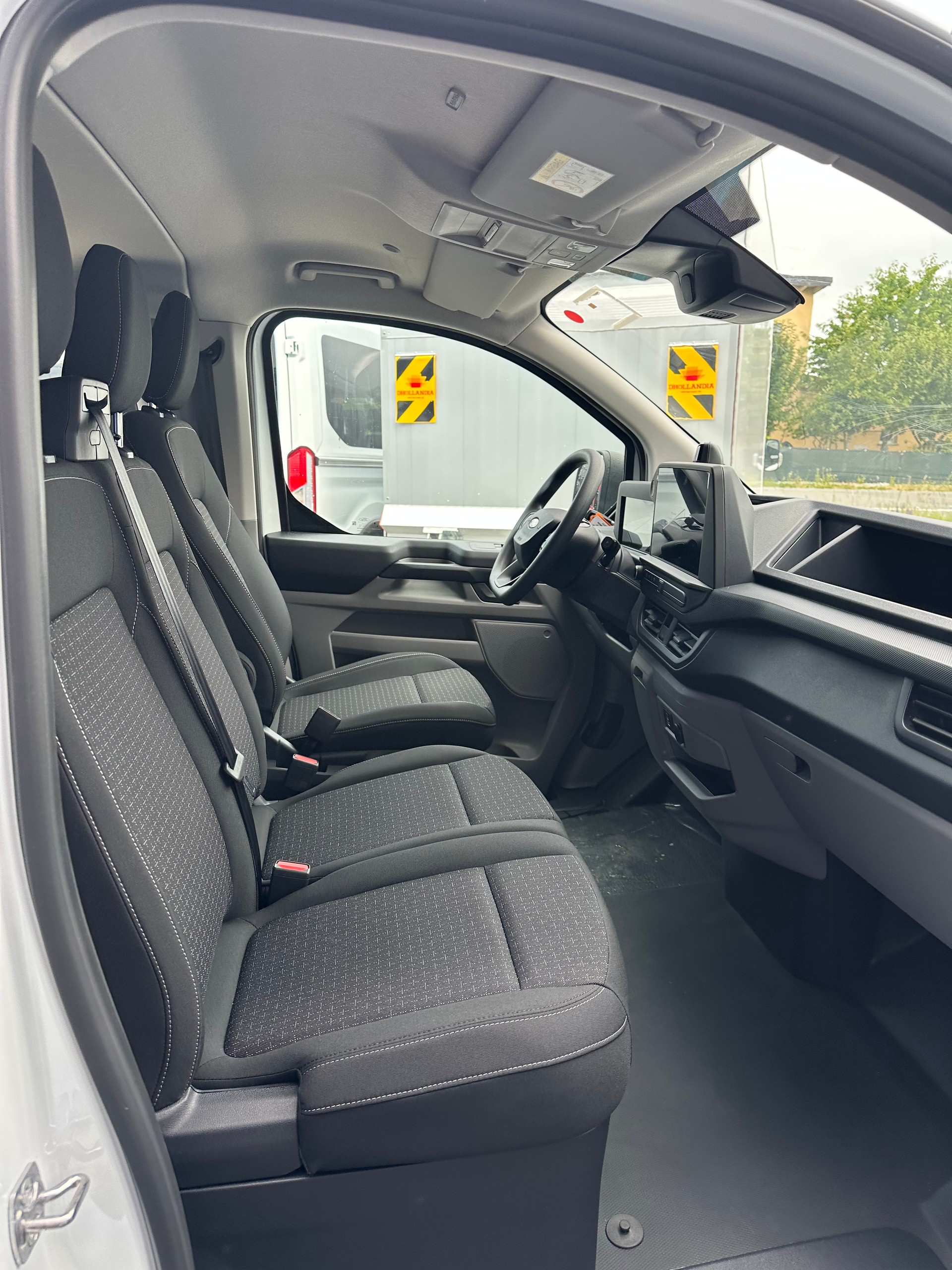 FORD Transit Custom Van 320 L2 2.5 Trend/PHEV-image-13