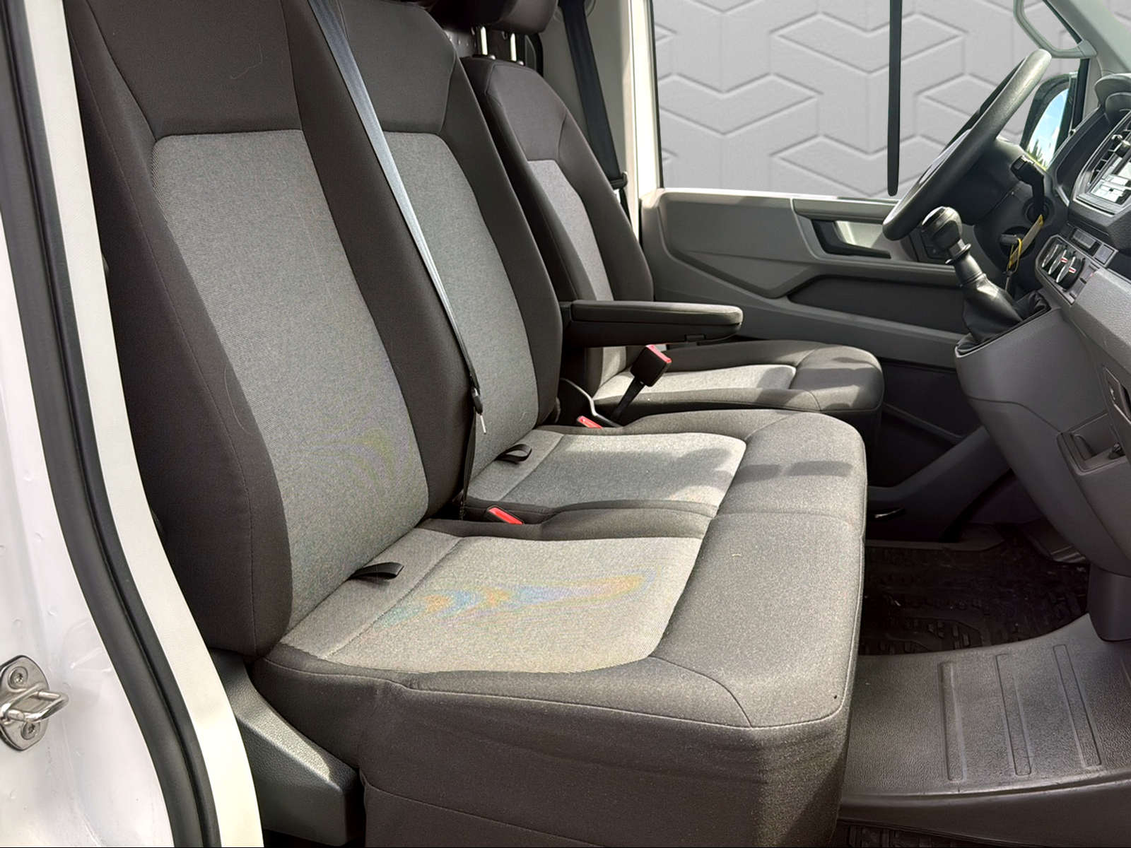 VW Crafter 35 2.0 TDI L3 HD-image-12