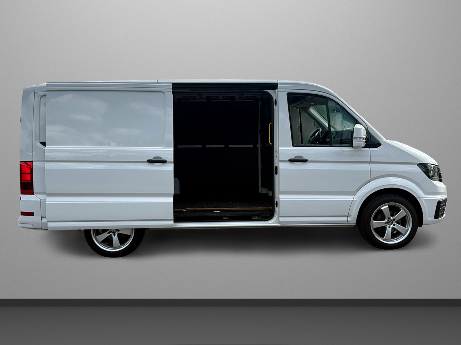 VW Crafter 35 2.0 TDI L3 HD-image-9