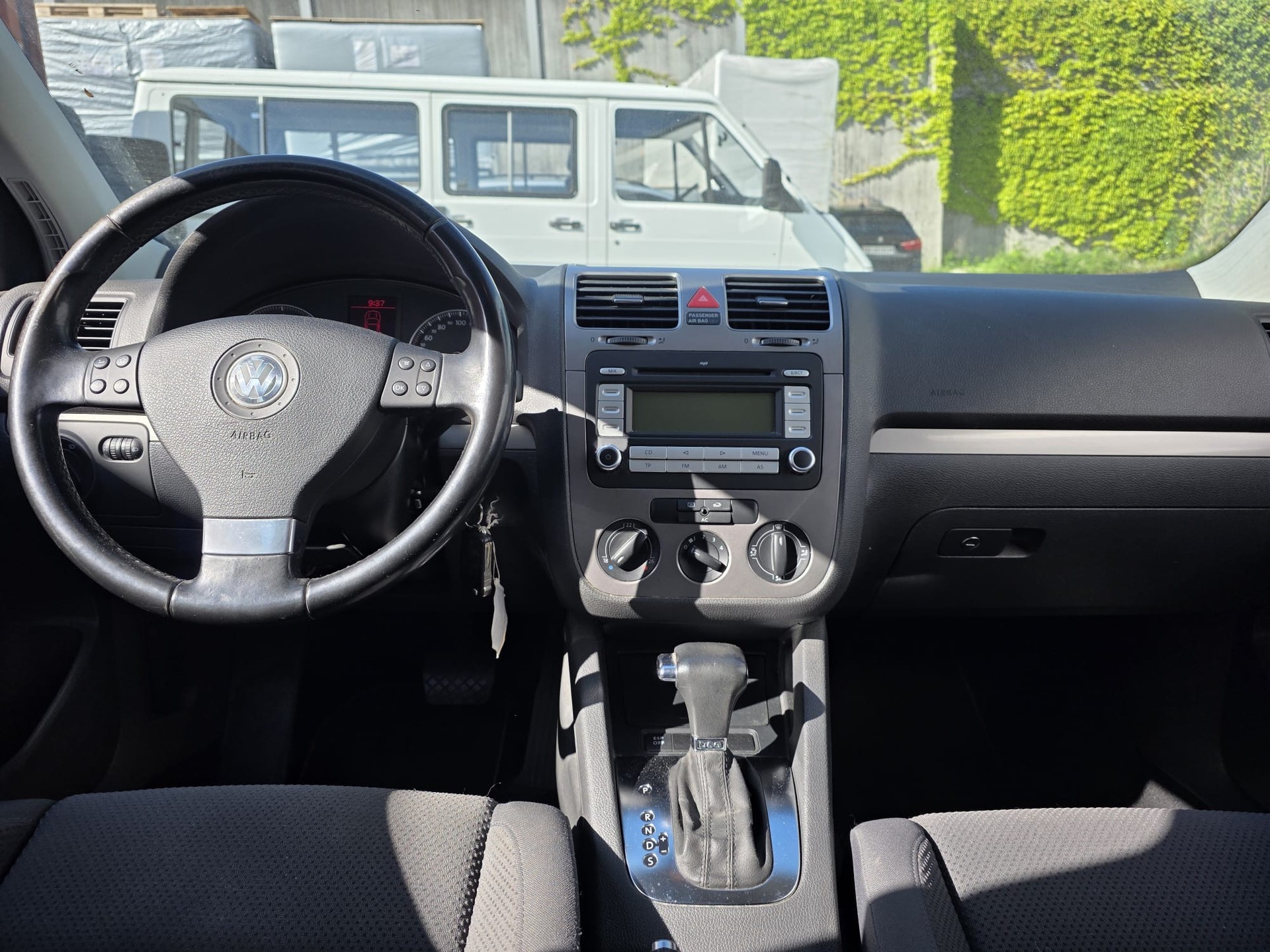 VW Golf 1.4 TSI Trendline DSG-image-8