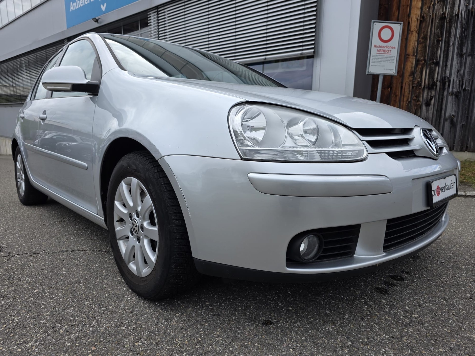VW Golf 1.4 TSI Trendline DSG-image-2