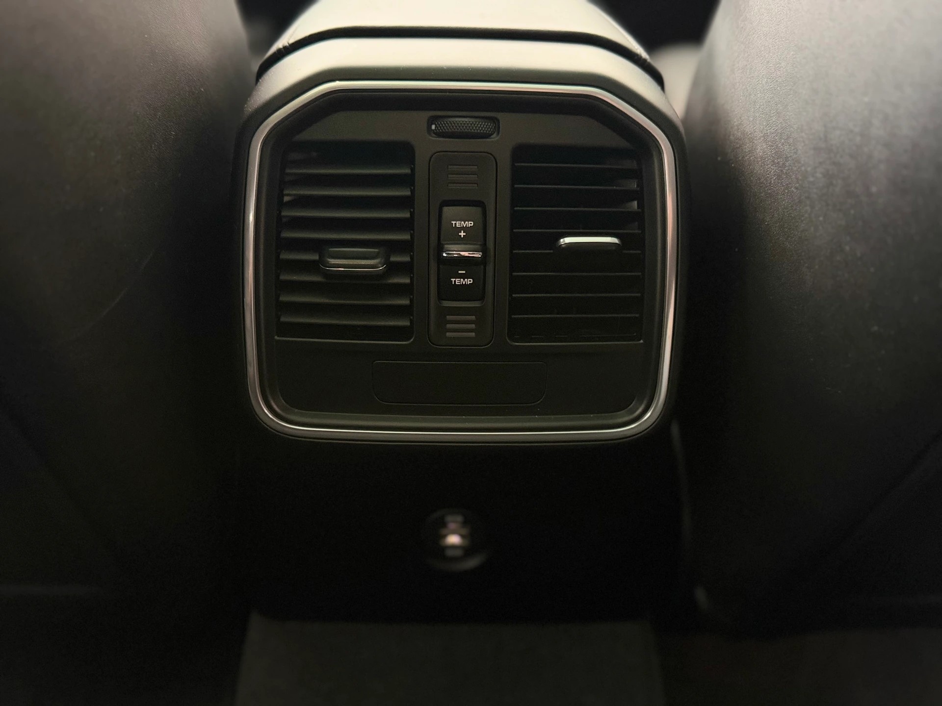 PORSCHE Macan S PDK-image-7