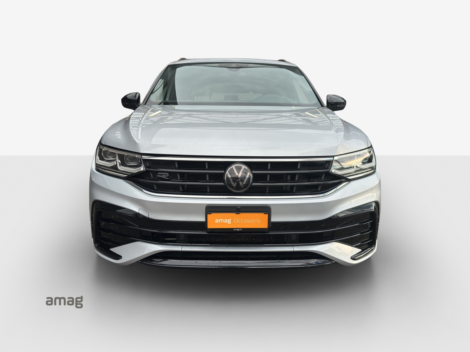 VW Tiguan 2.0TSI R-Line 4Motion DSG-image-6