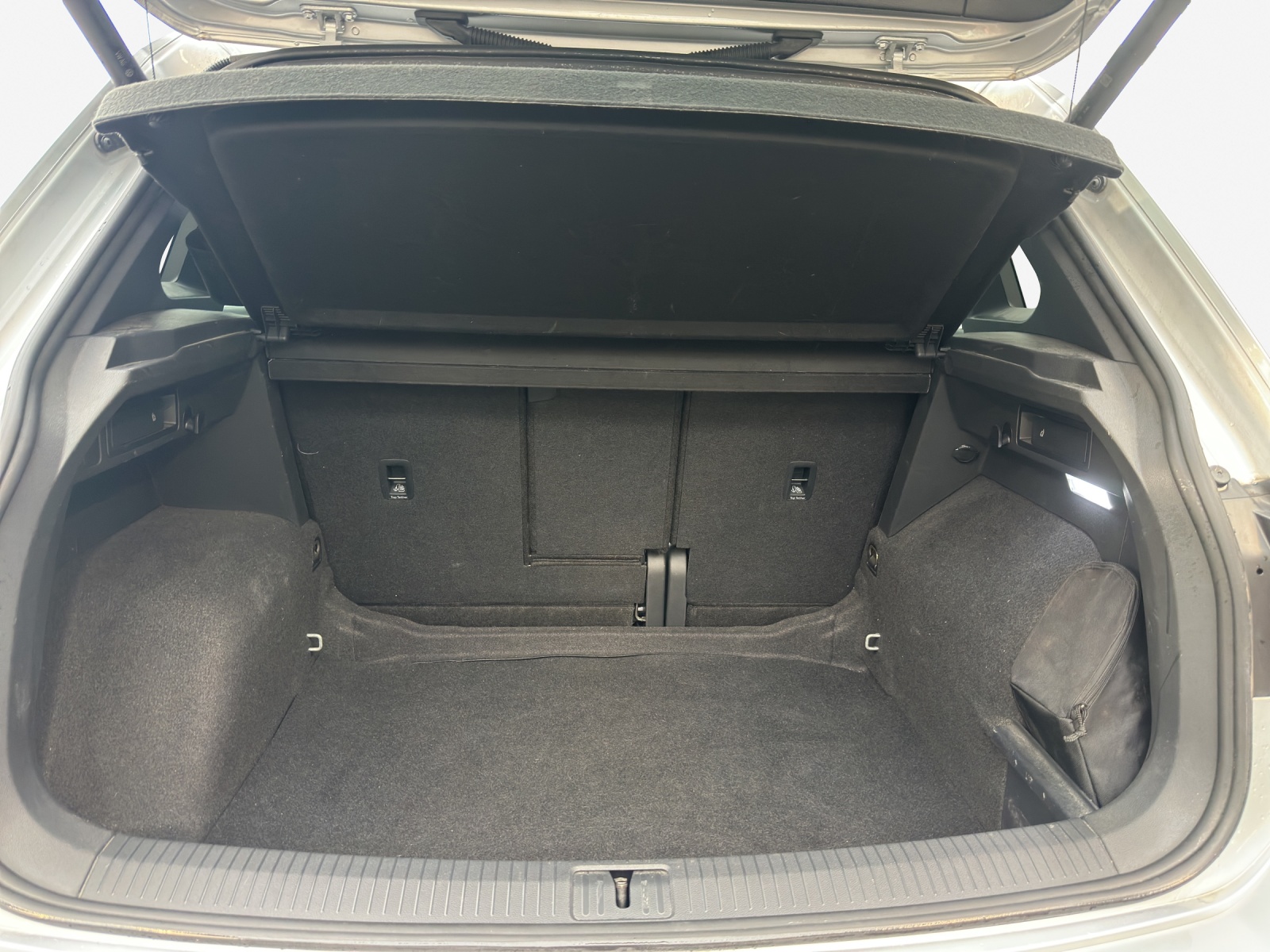 VW Tiguan 2.0TSI R-Line 4Motion DSG-image-12