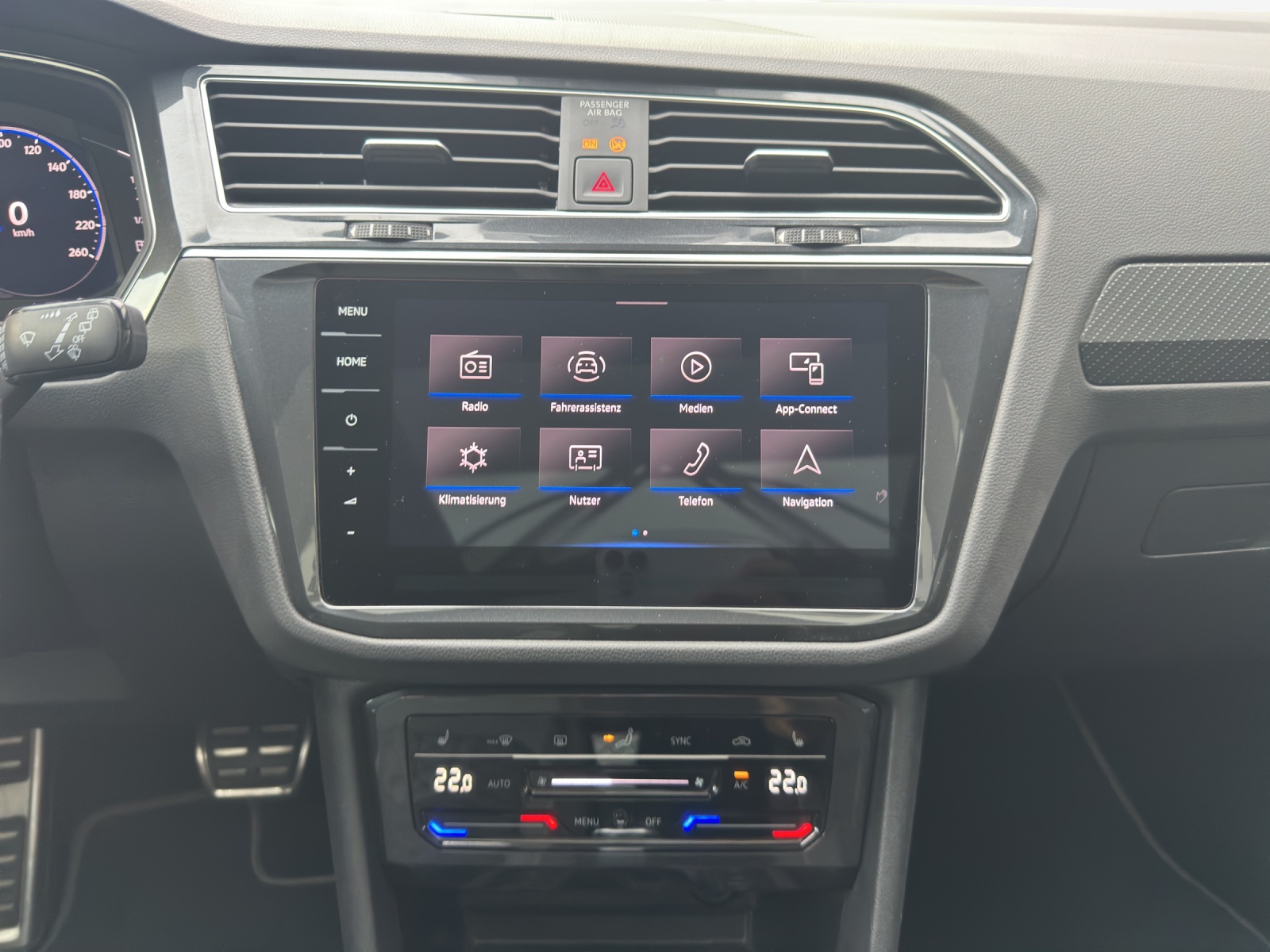 VW Tiguan 2.0TSI R-Line 4Motion DSG-image-10
