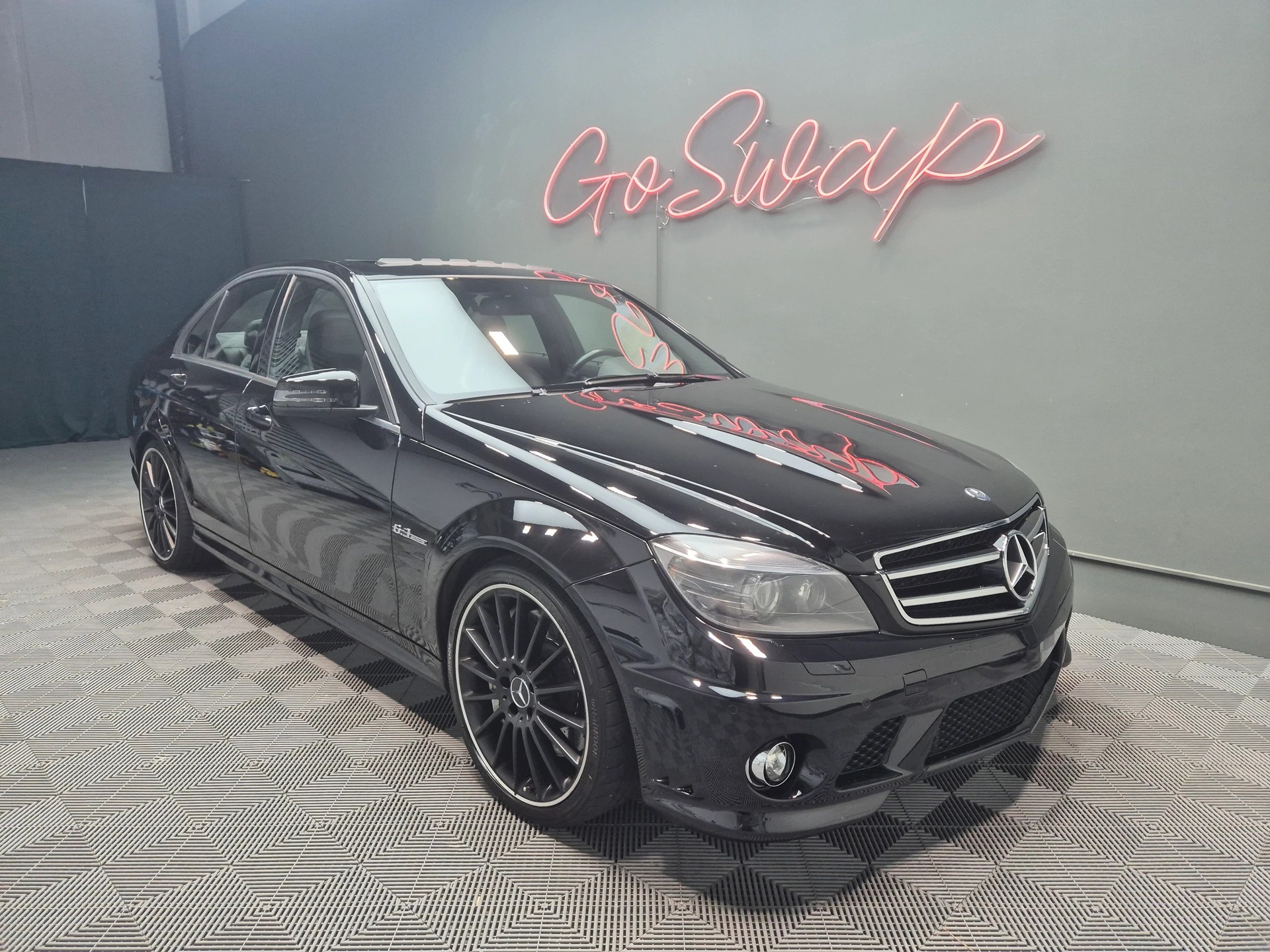 MERCEDES-BENZ C 63 AMG Avantgarde 7G-Tronic-image-0