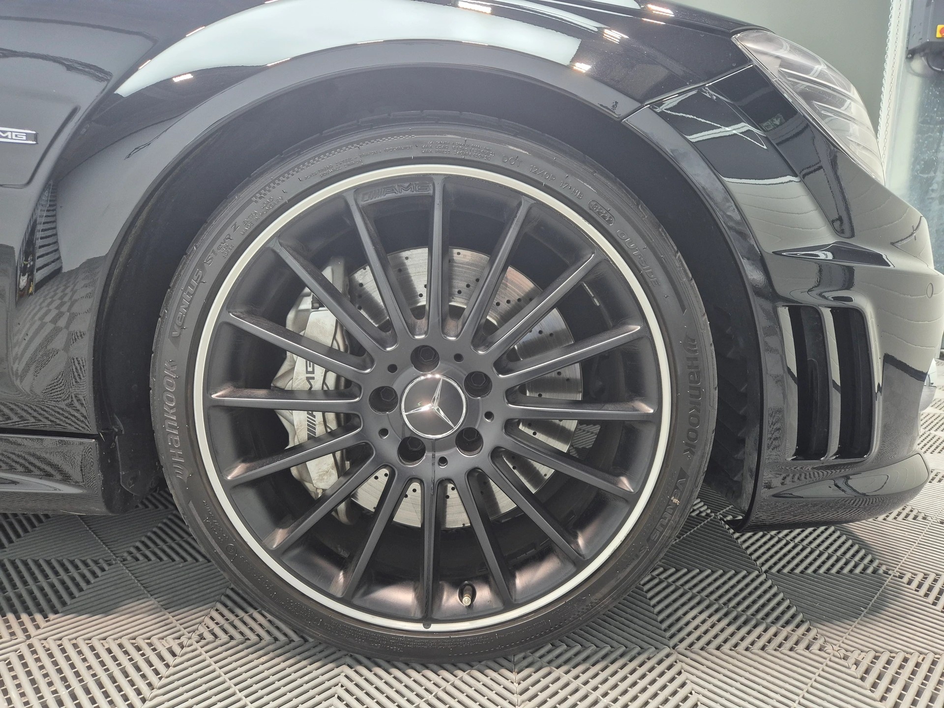 MERCEDES-BENZ C 63 AMG Avantgarde 7G-Tronic-image-29