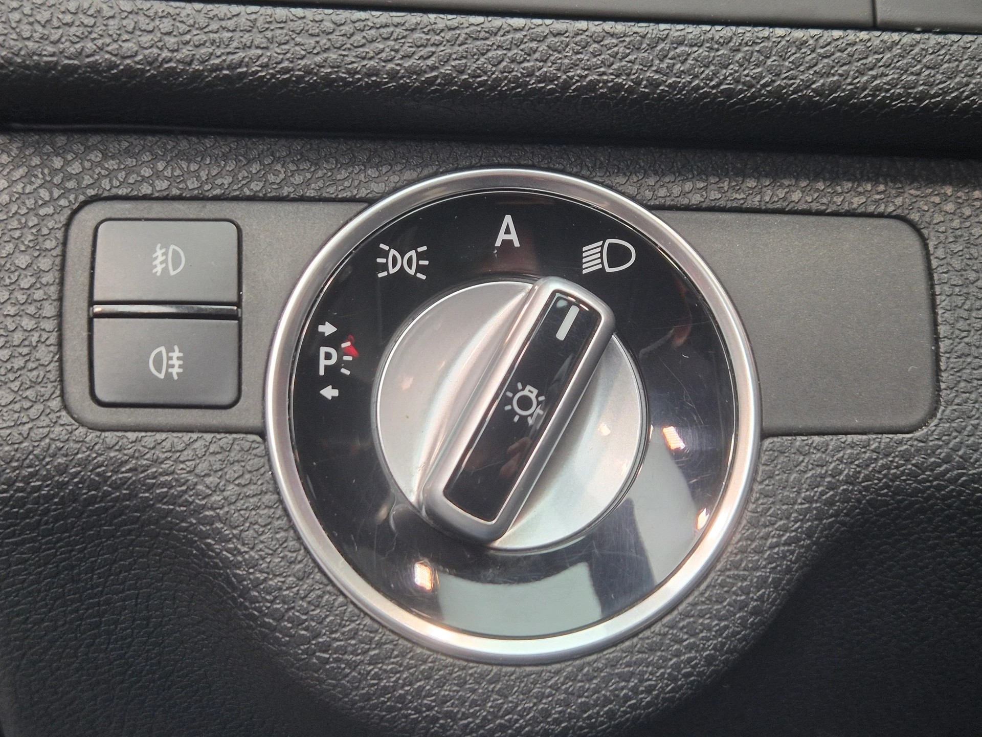 MERCEDES-BENZ C 63 AMG Avantgarde 7G-Tronic-image-21