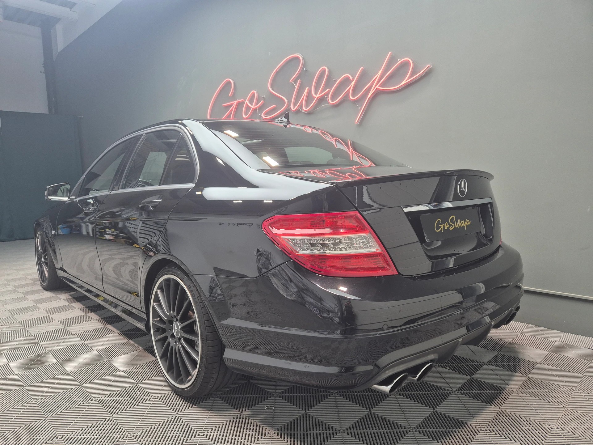 MERCEDES-BENZ C 63 AMG Avantgarde 7G-Tronic-image-8