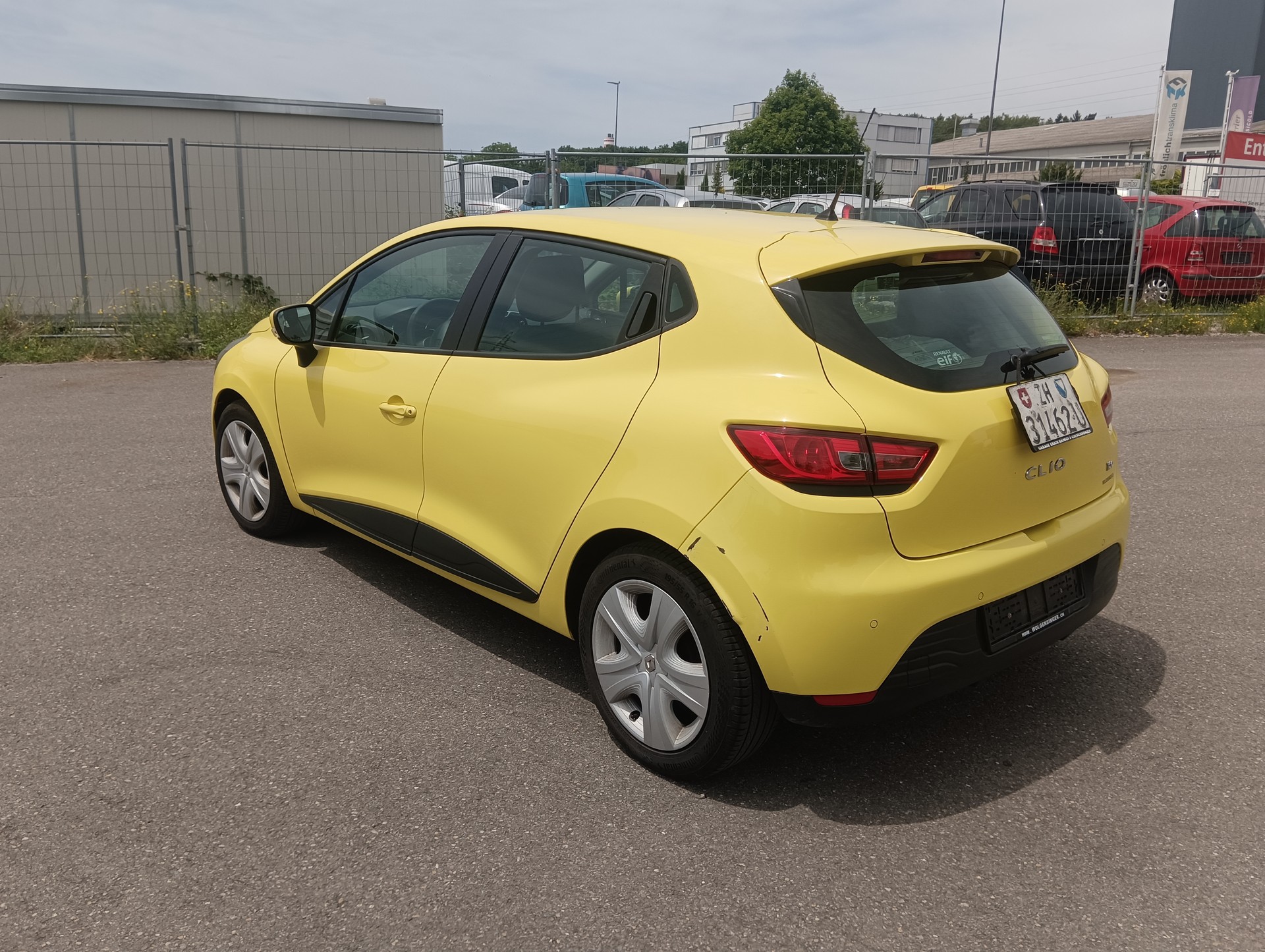 RENAULT Clio 0.9 12V Dynamique-image-4