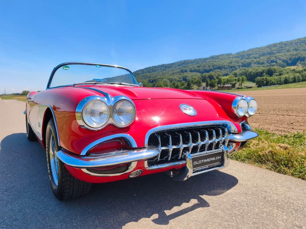 CHEVROLET Corvette C1-image-14