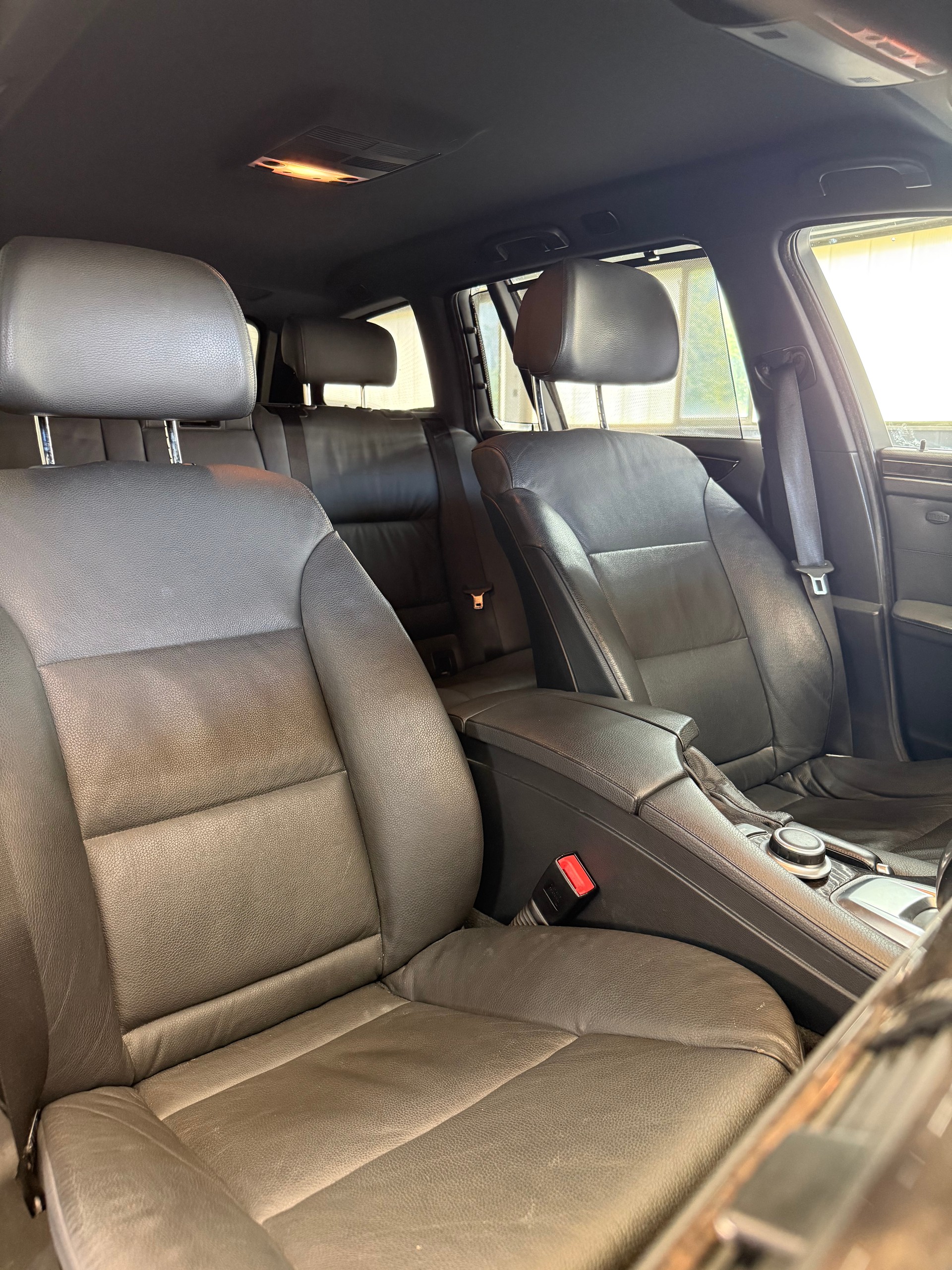 BMW 525xd Touring Steptronic Facelift (Edition)-image-9