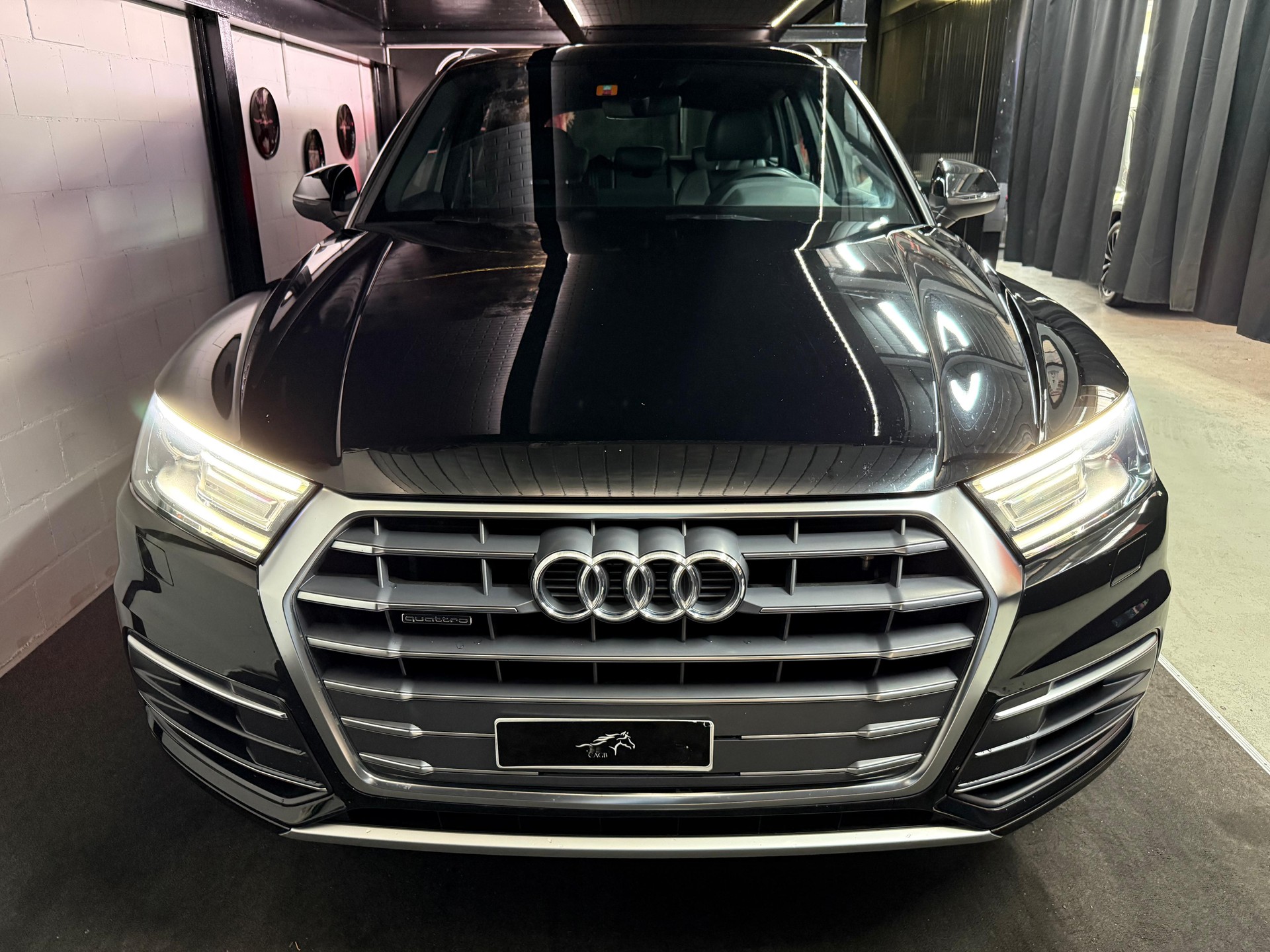 AUDI Q5 2.0 TDI S-Line sport quattro S-tronic-image-2