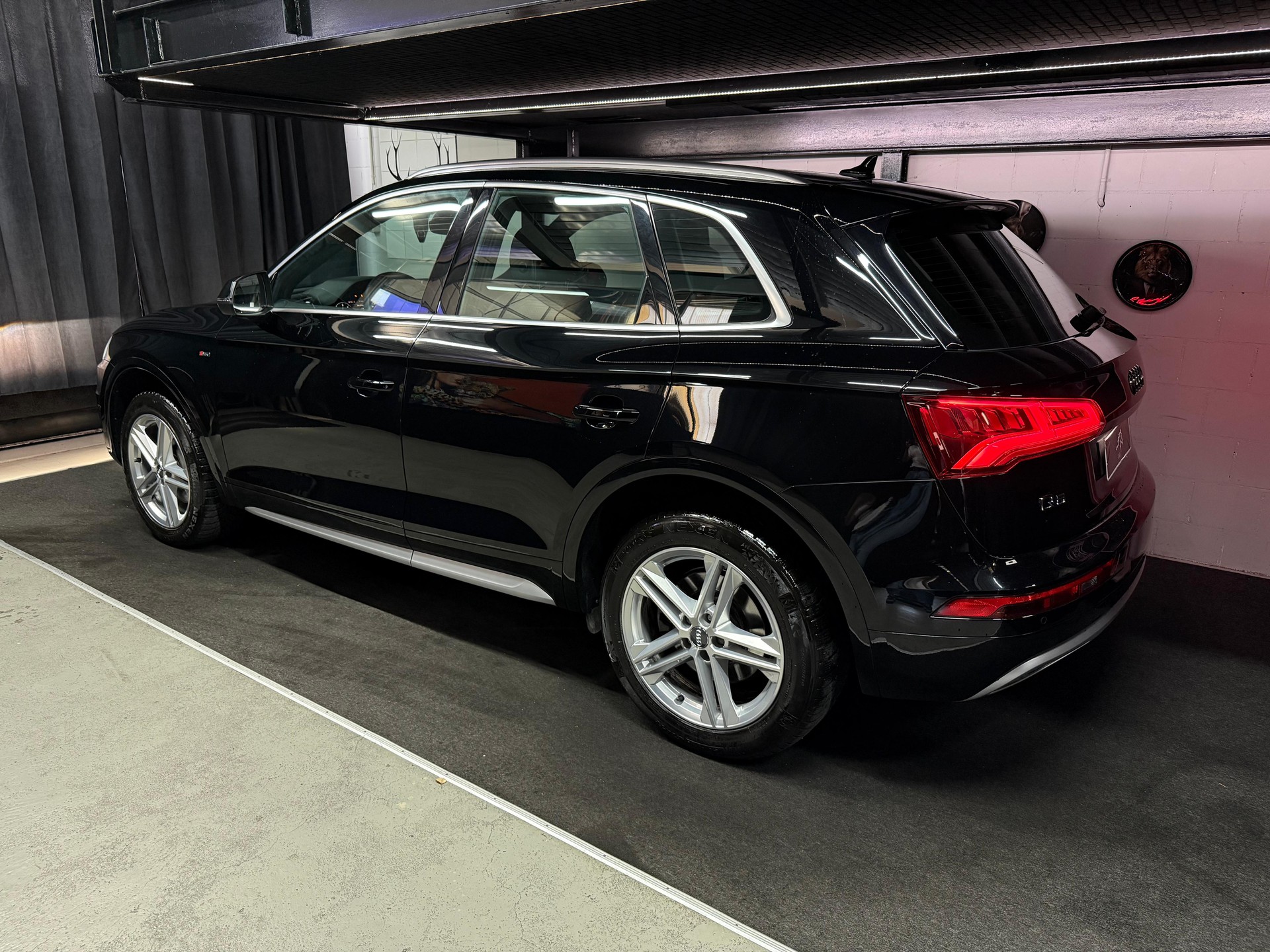 AUDI Q5 2.0 TDI S-Line sport quattro S-tronic-image-4