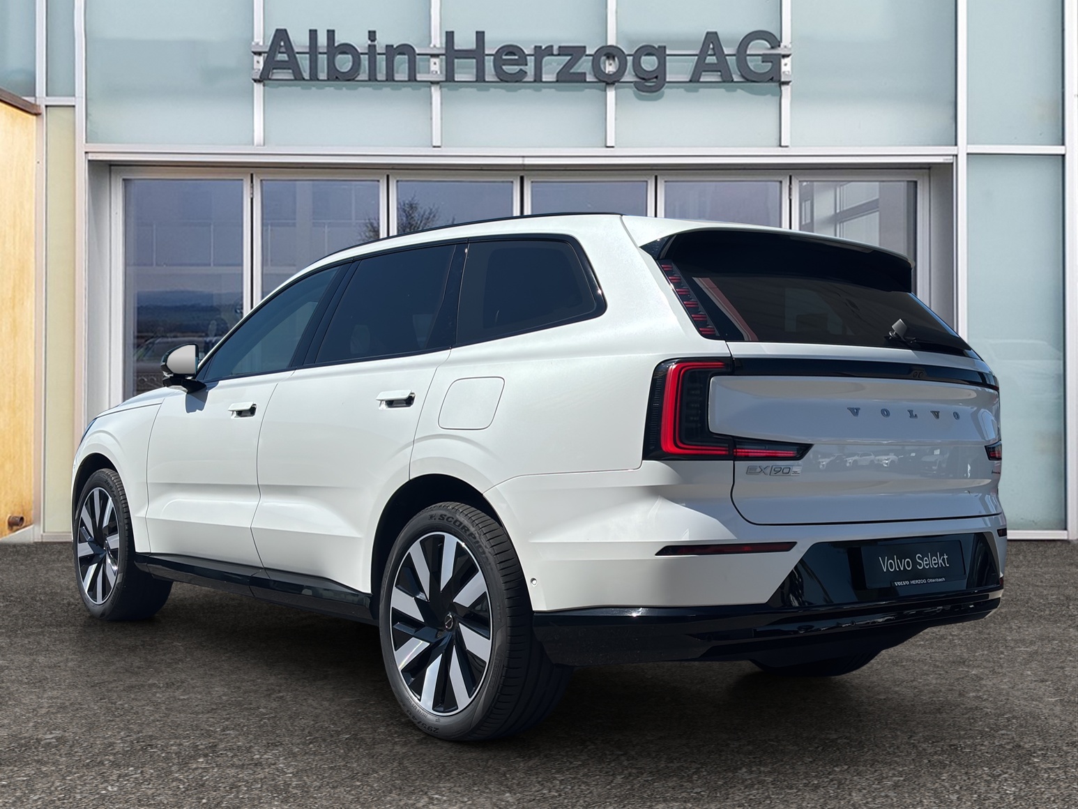 VOLVO EX90 Twin Performance Ultra AWD-showroom-element-2