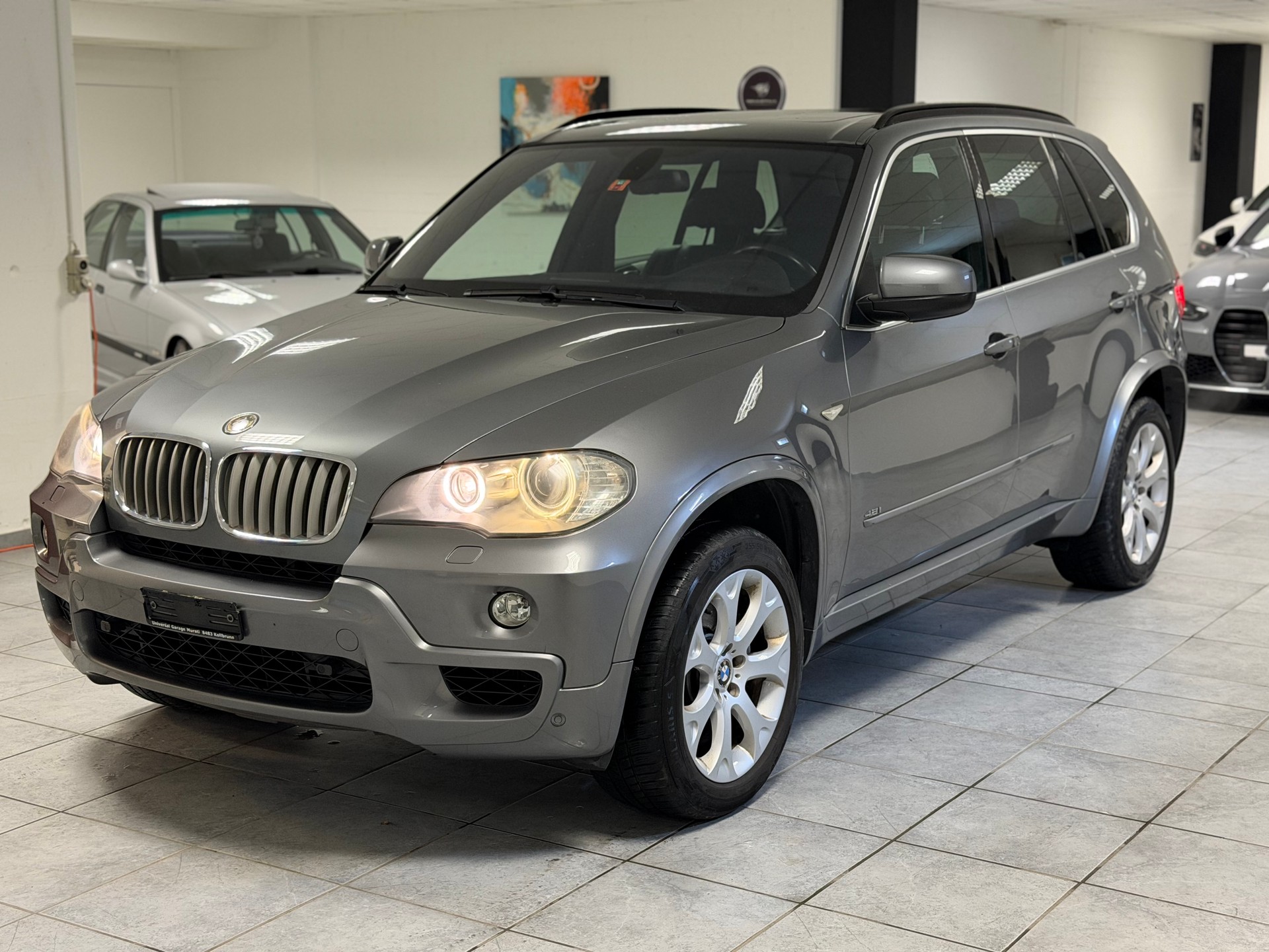BMW X5 xDrive 48i (4.8i) Steptronic-image-0