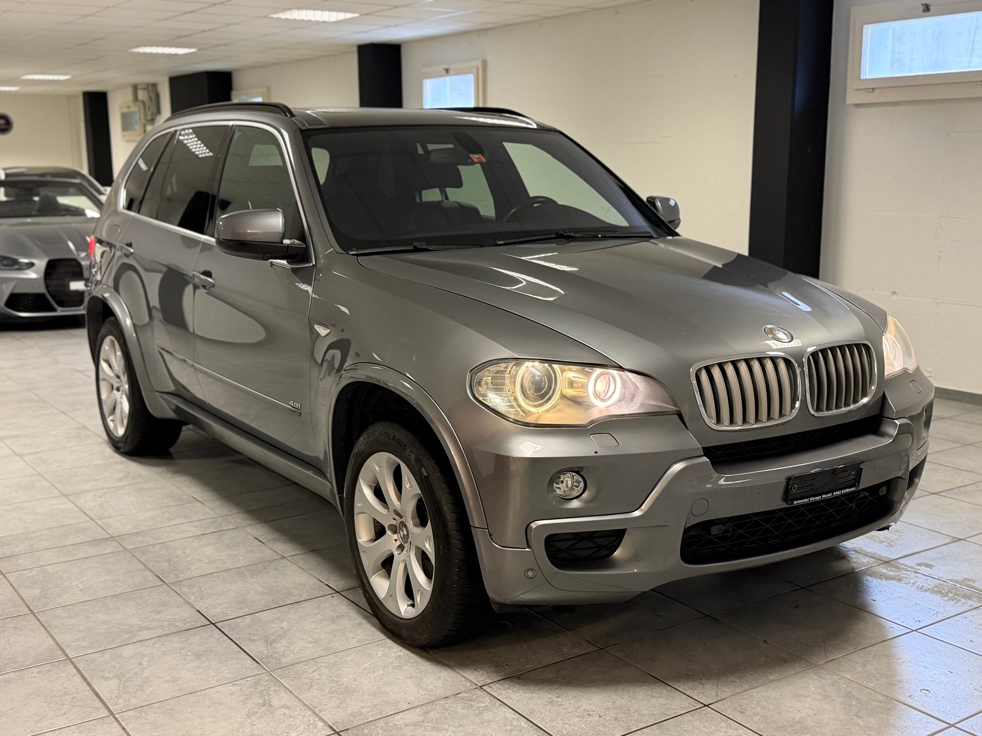 BMW X5 xDrive 48i (4.8i) Steptronic-image-4