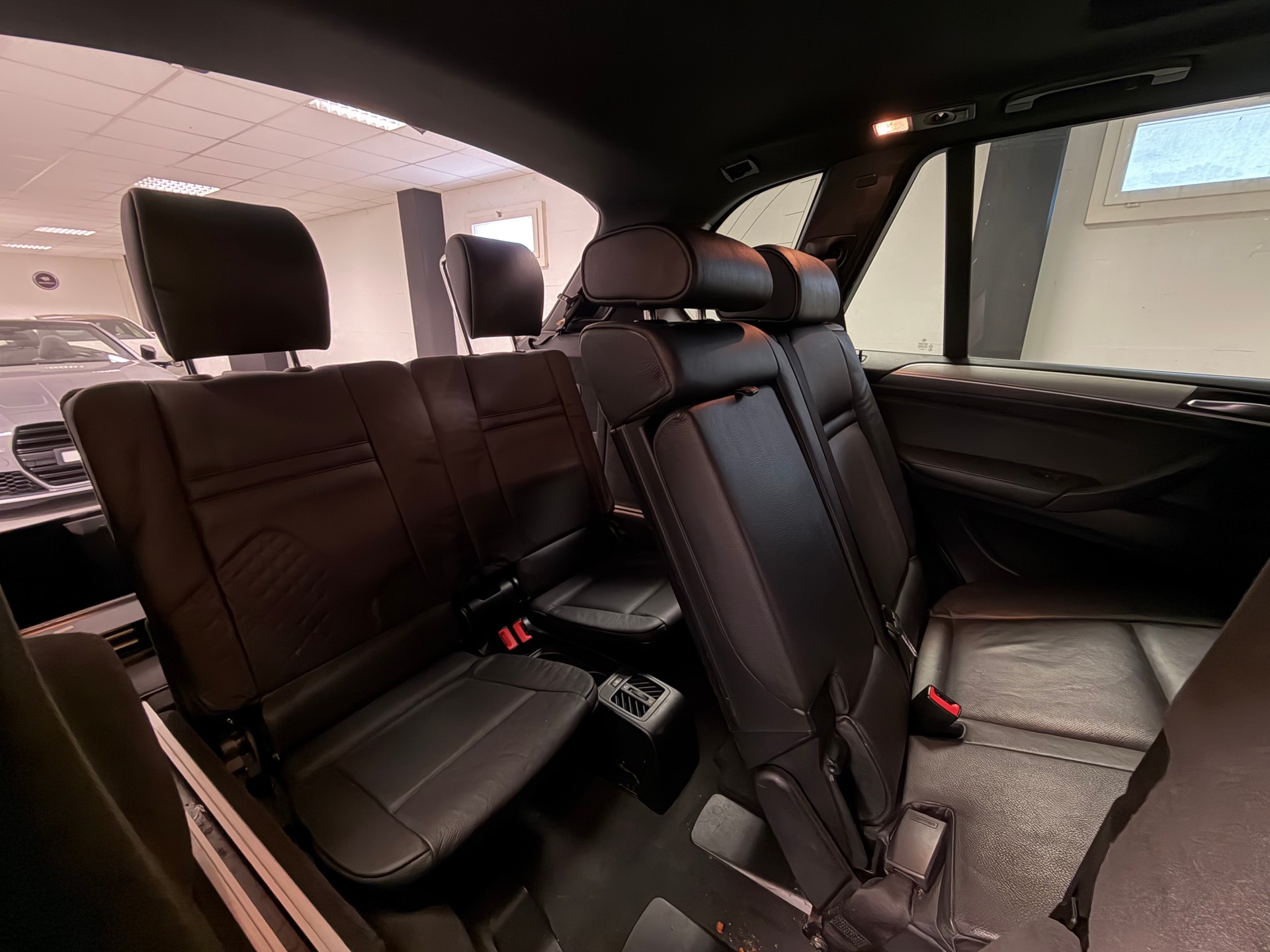 BMW X5 xDrive 48i (4.8i) Steptronic-image-18