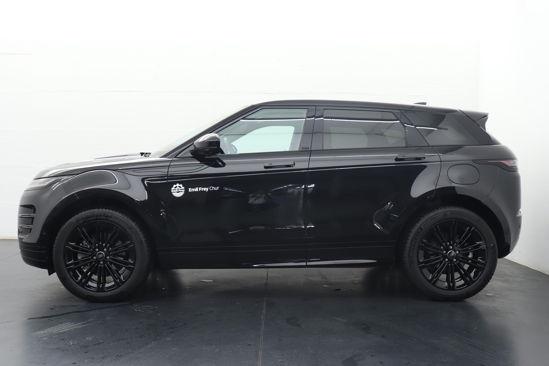 LAND ROVER Range Rover Evoque 1.5 T 270e Dynamic HSE-image-3
