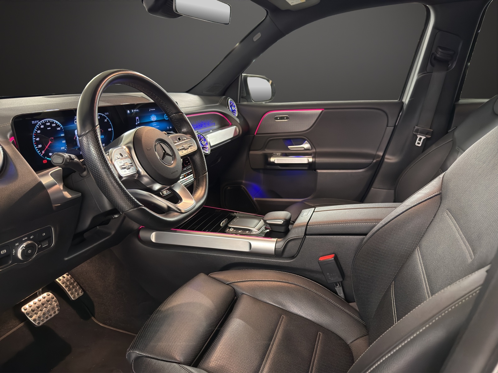 MERCEDES-BENZ EQB 350 AMG Line 4Matic-image-9