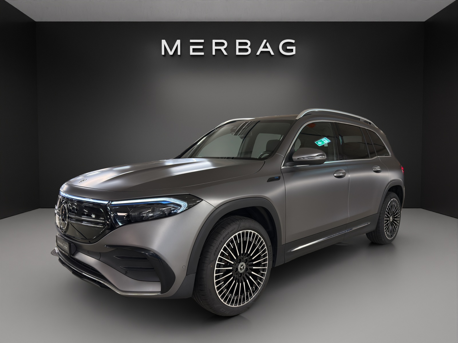 MERCEDES-BENZ EQB 350 AMG Line 4Matic-image-2