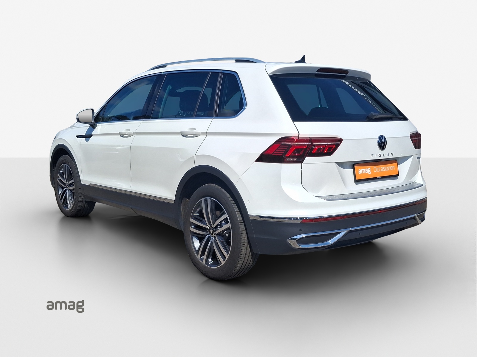 VW Tiguan 2.0 TDI SCR Elegance 4Motion DSG-showroom-element-2