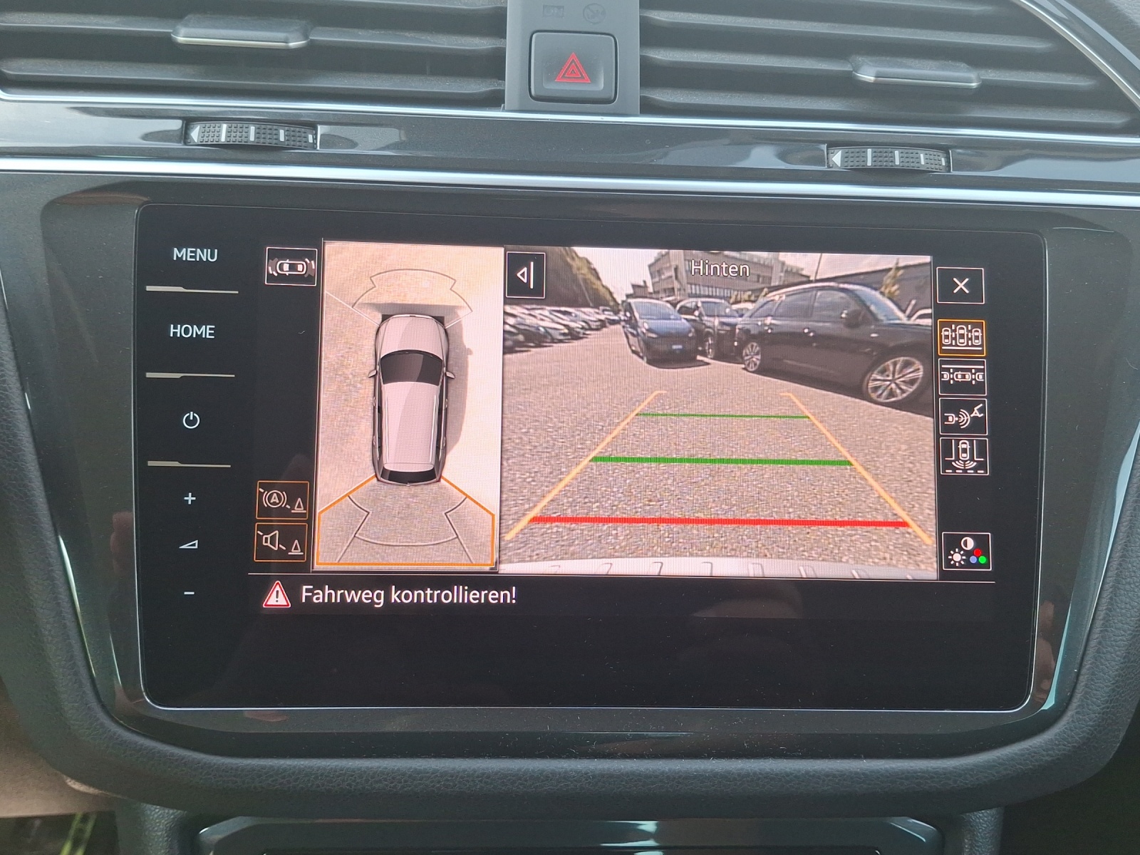 VW Tiguan 2.0 TDI SCR Elegance 4Motion DSG-image-15