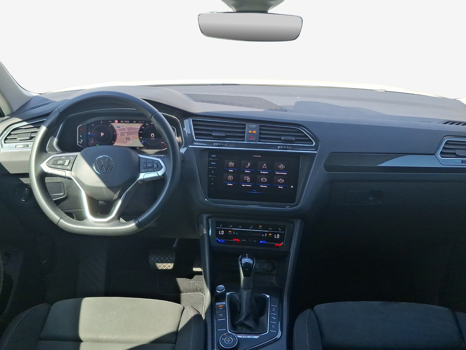 VW Tiguan 2.0 TDI SCR Elegance 4Motion DSG-image-8