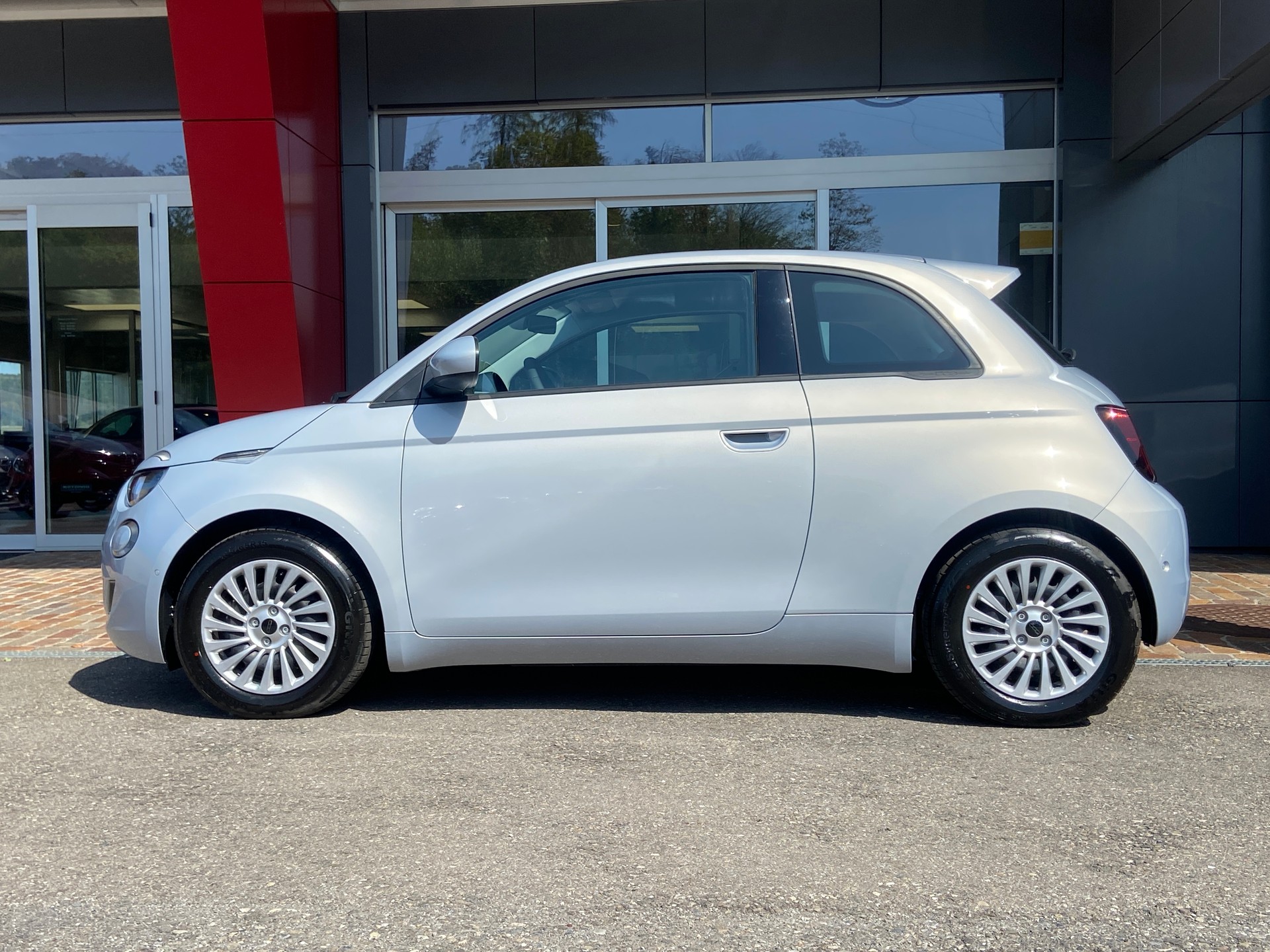 FIAT 500 electric 42kWh Vita-image-15