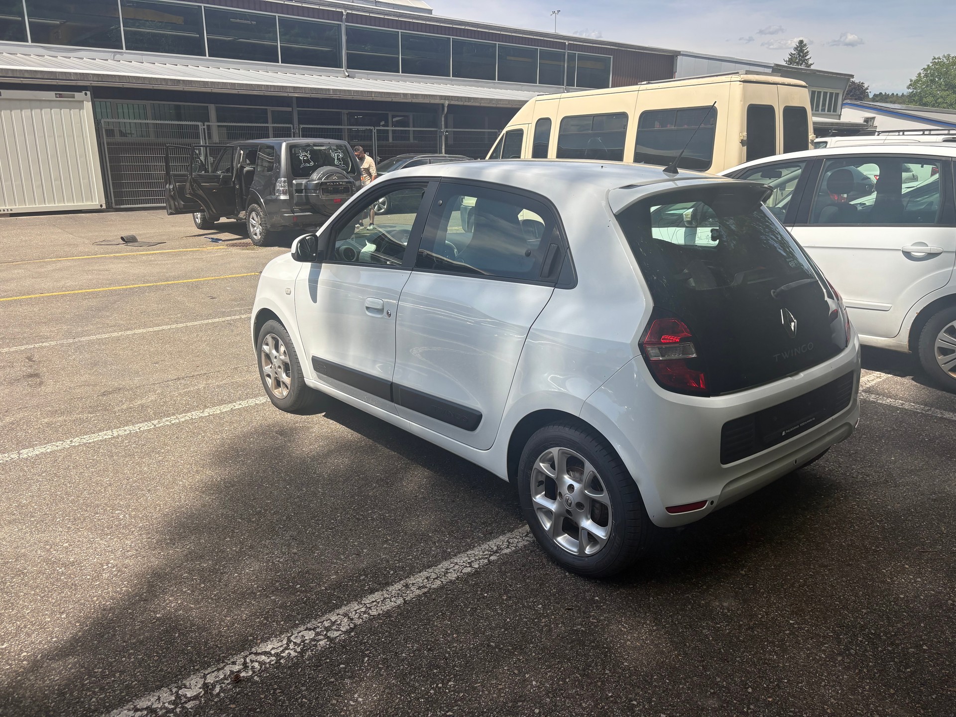 RENAULT Twingo 1.0 Zen-image-4