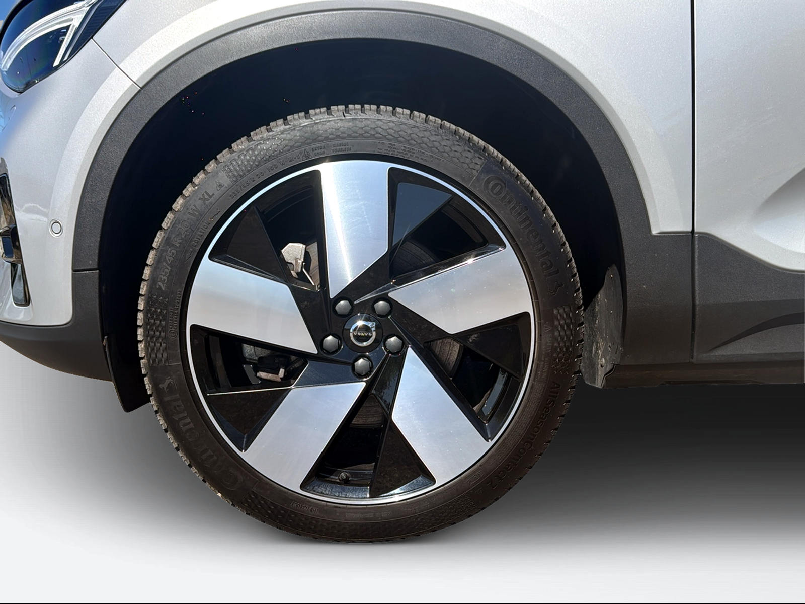 VOLVO C40 Recharge Twin-image-8