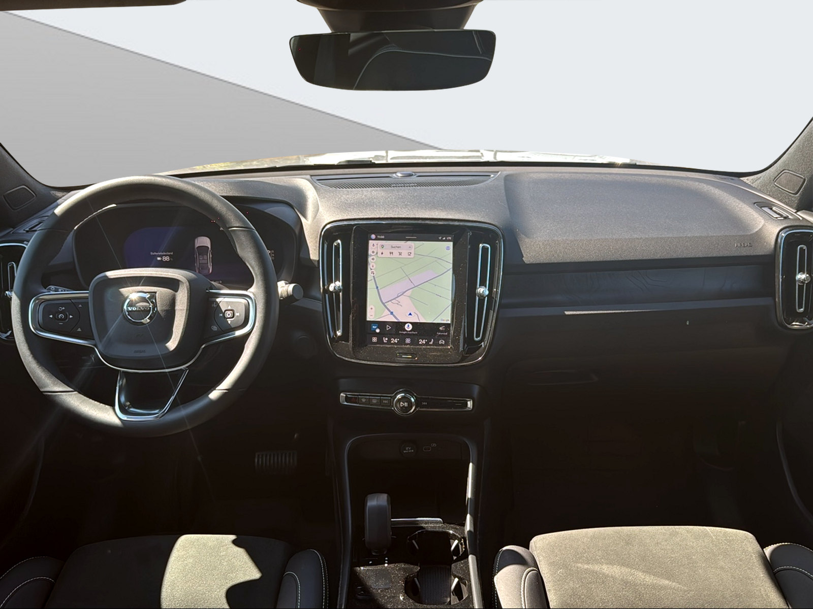 VOLVO C40 Recharge Twin-image-11