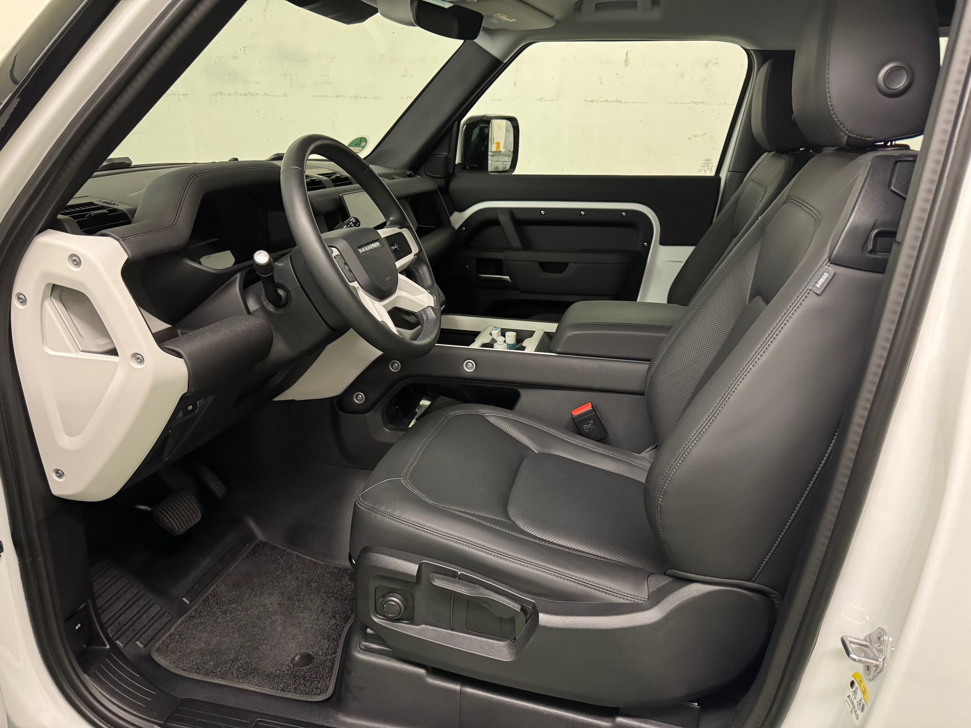LAND ROVER 3.0 D I6 SE-image-3