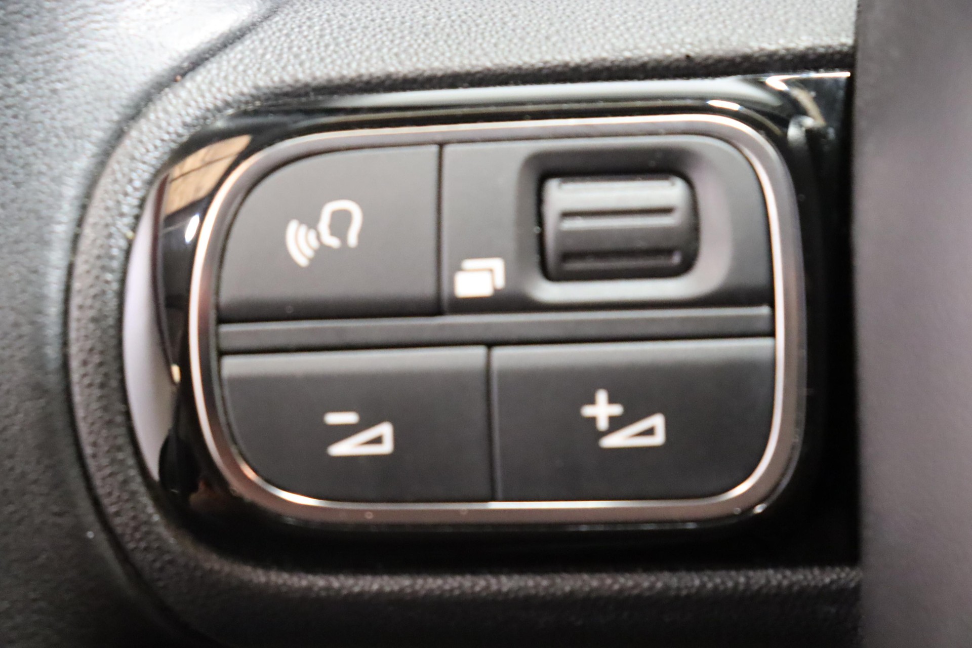 CITROEN C3 Aircross 1.5 BlueHDi Feel-image-9