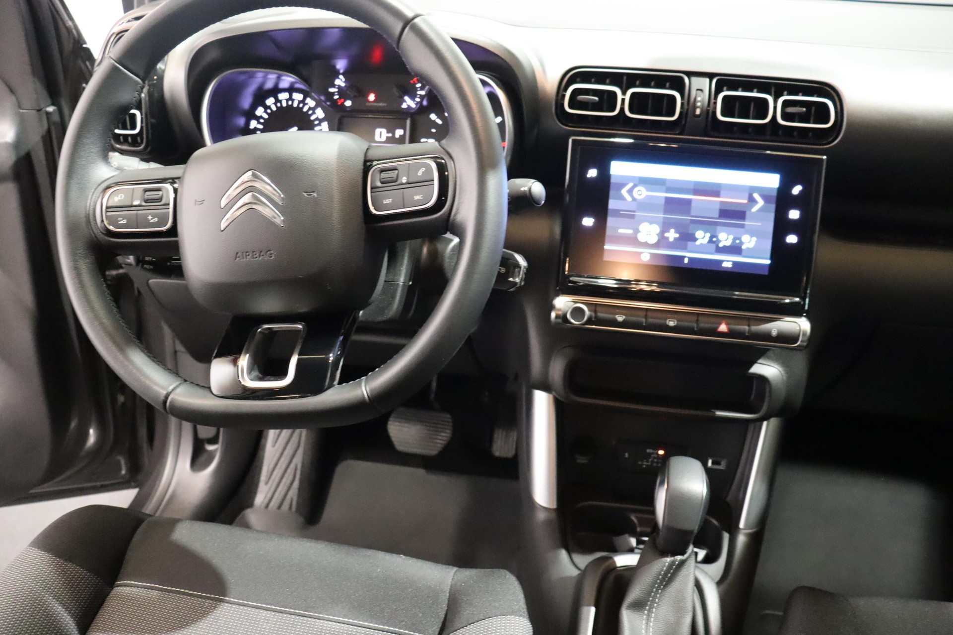 CITROEN C3 Aircross 1.5 BlueHDi Feel-image-7