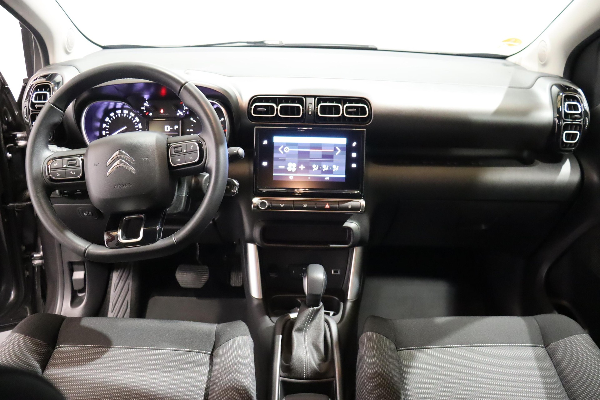 CITROEN C3 Aircross 1.5 BlueHDi Feel-image-6