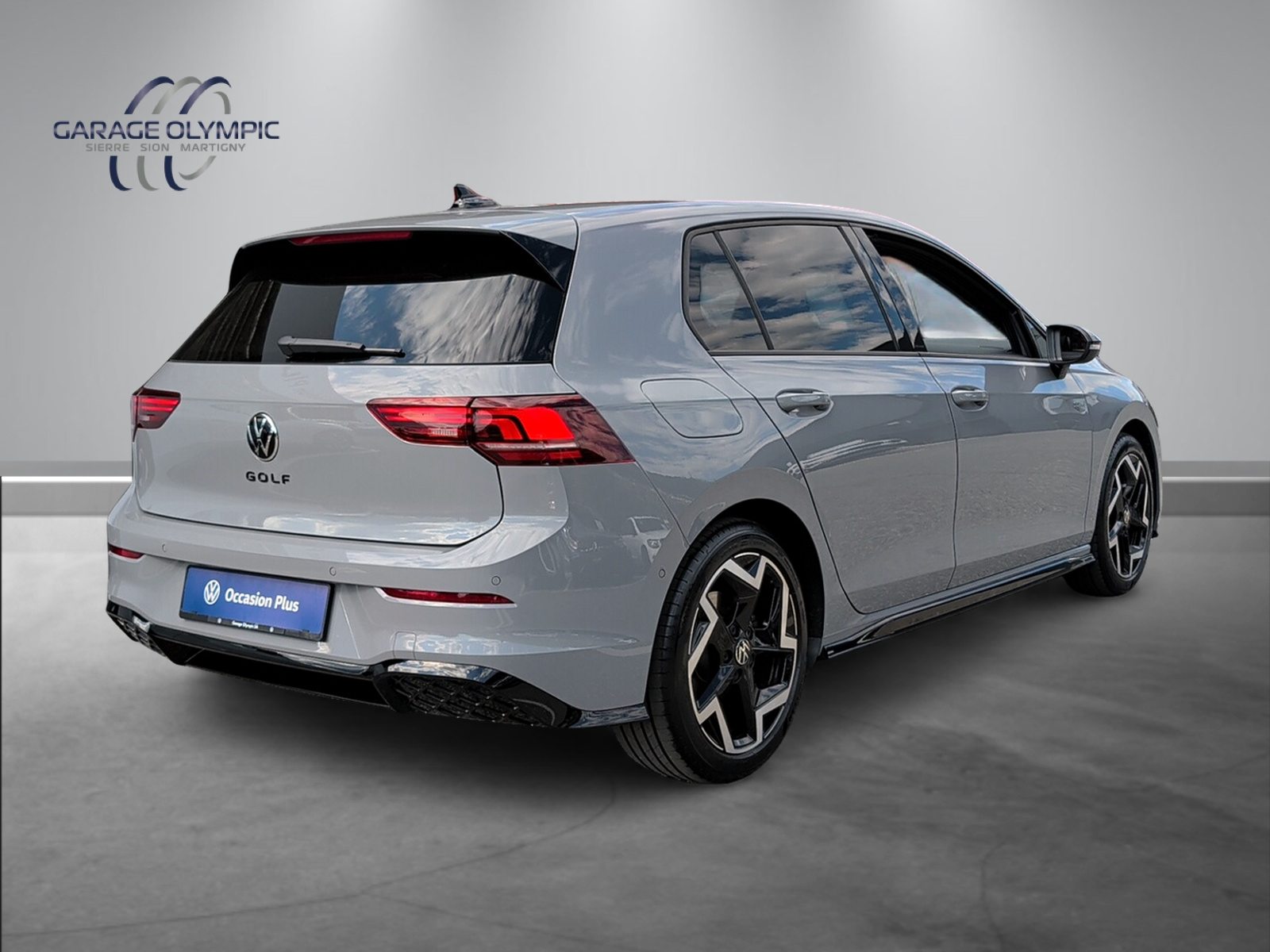 VW Golf 1.5 e TSI mHEV R-Line DSG-image-2