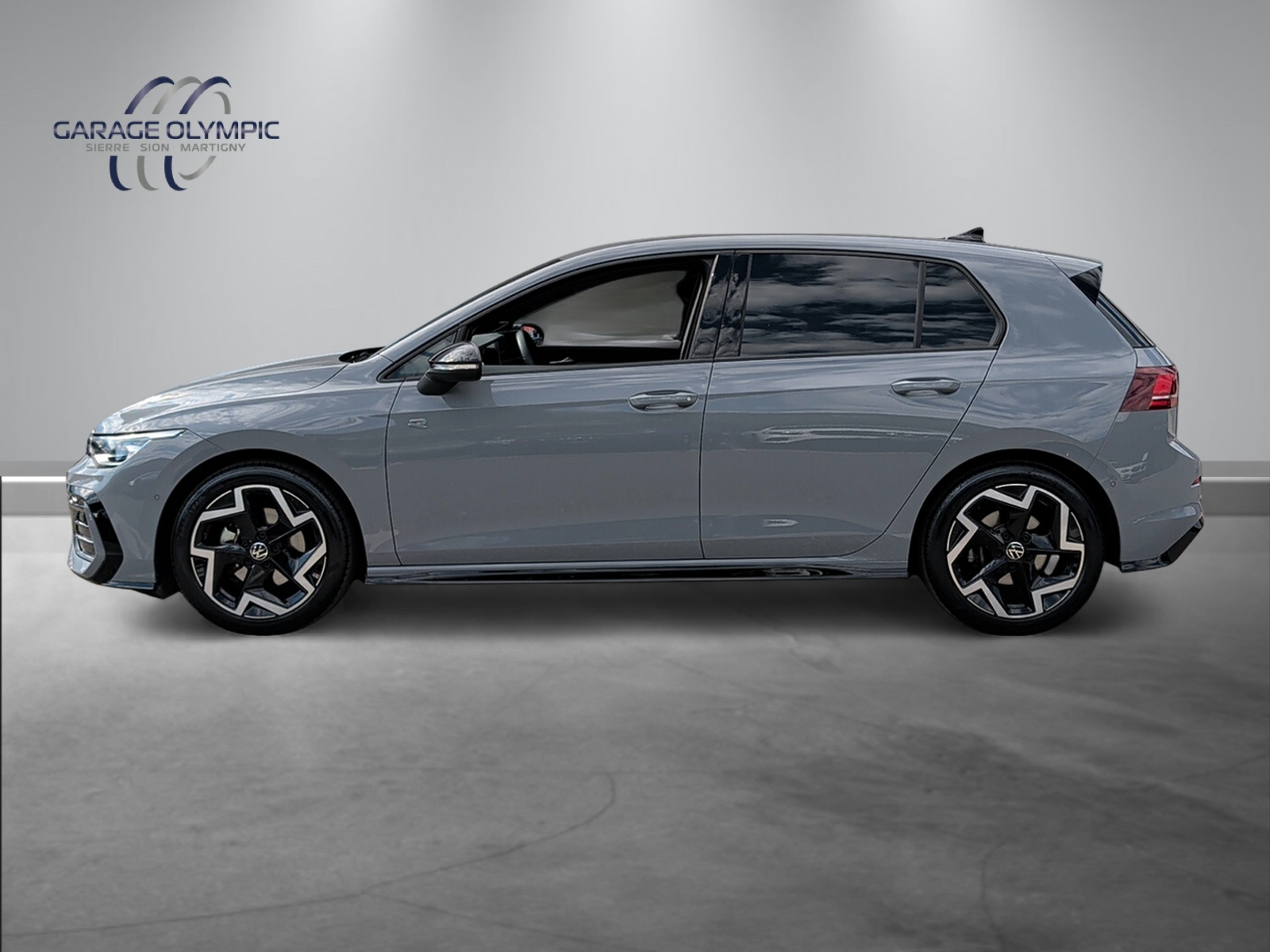 VW Golf 1.5 e TSI mHEV R-Line DSG-image-4