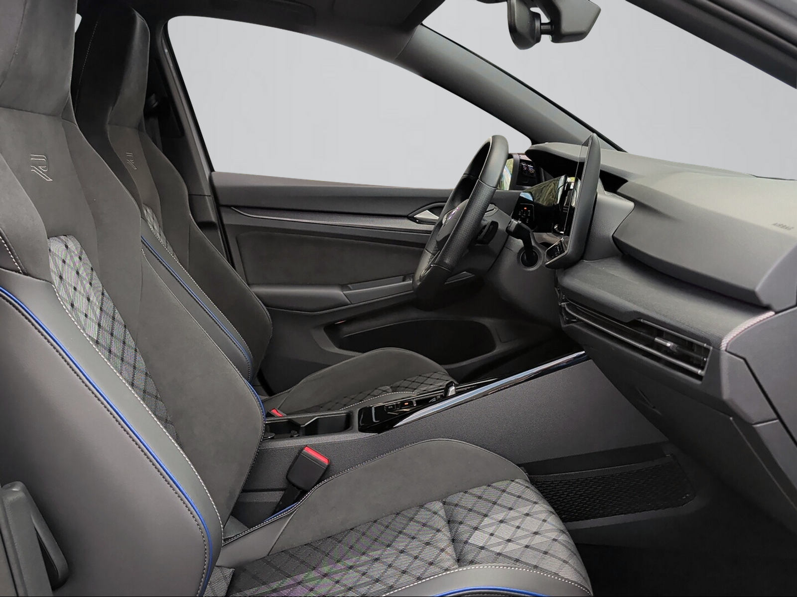 VW Golf 1.5 e TSI mHEV R-Line DSG-image-6