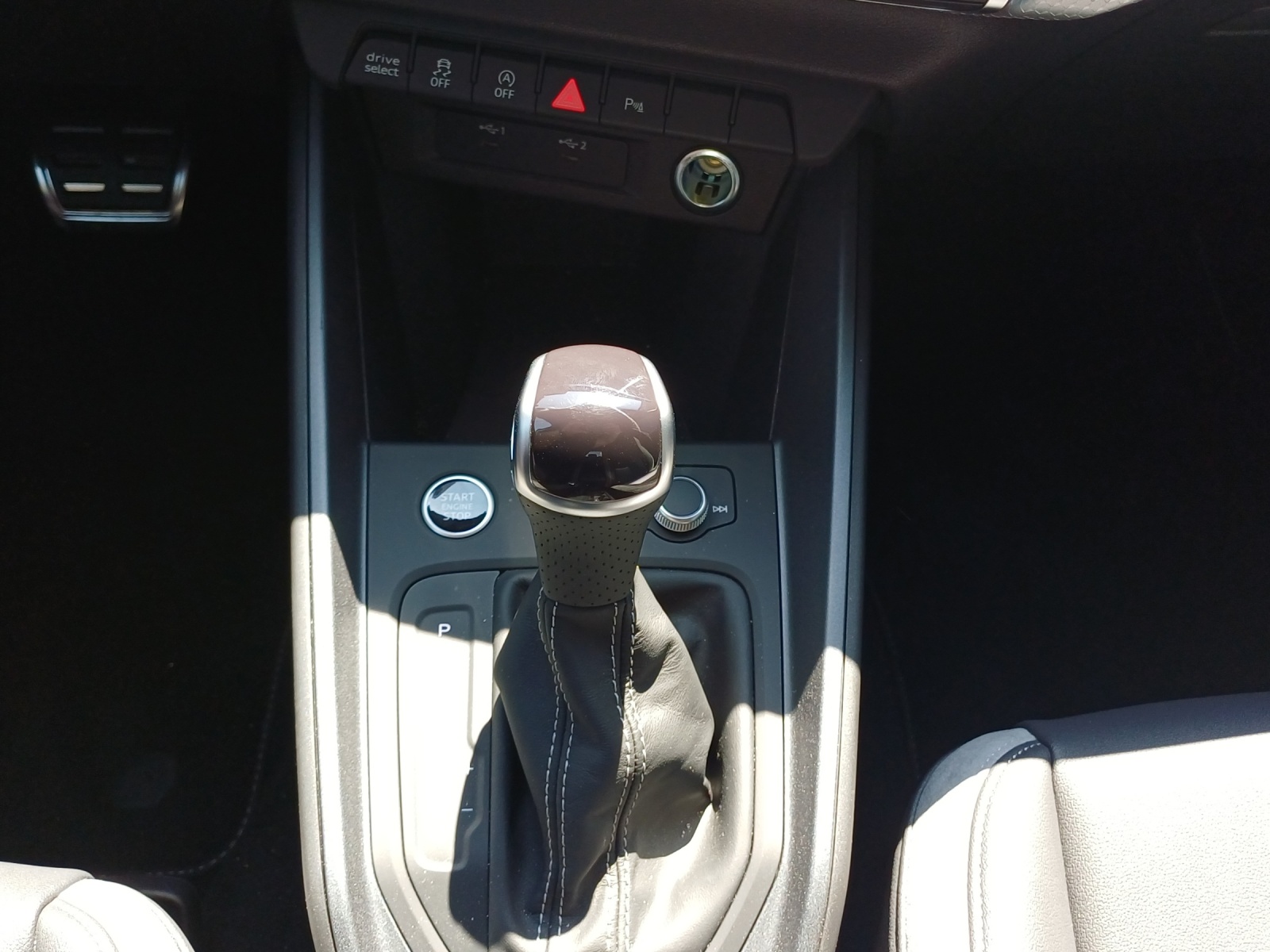 AUDI A1 Sportback 30 TFSI S Line Attraction S-tronic-image-15