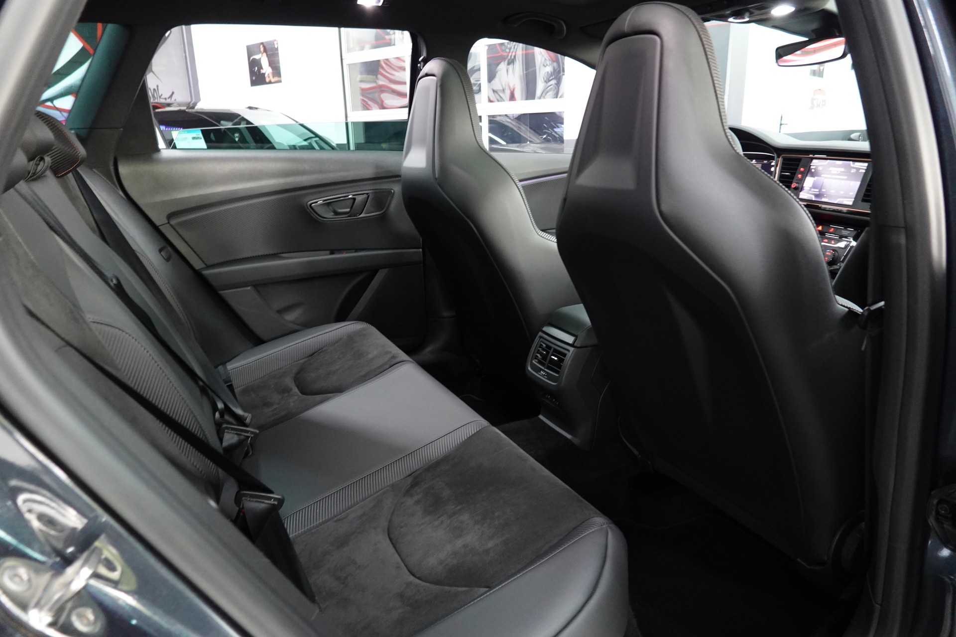 SEAT LEON 2.0 TSI CUPRA R 340 DSG 4-DRIVE APR ON TOP-image-33
